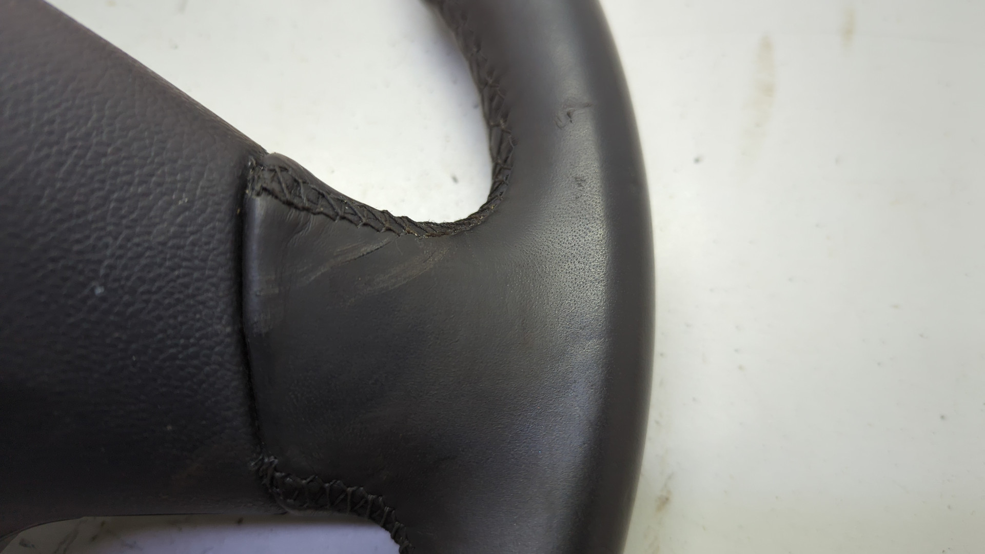 Рулевое колесо (руль)