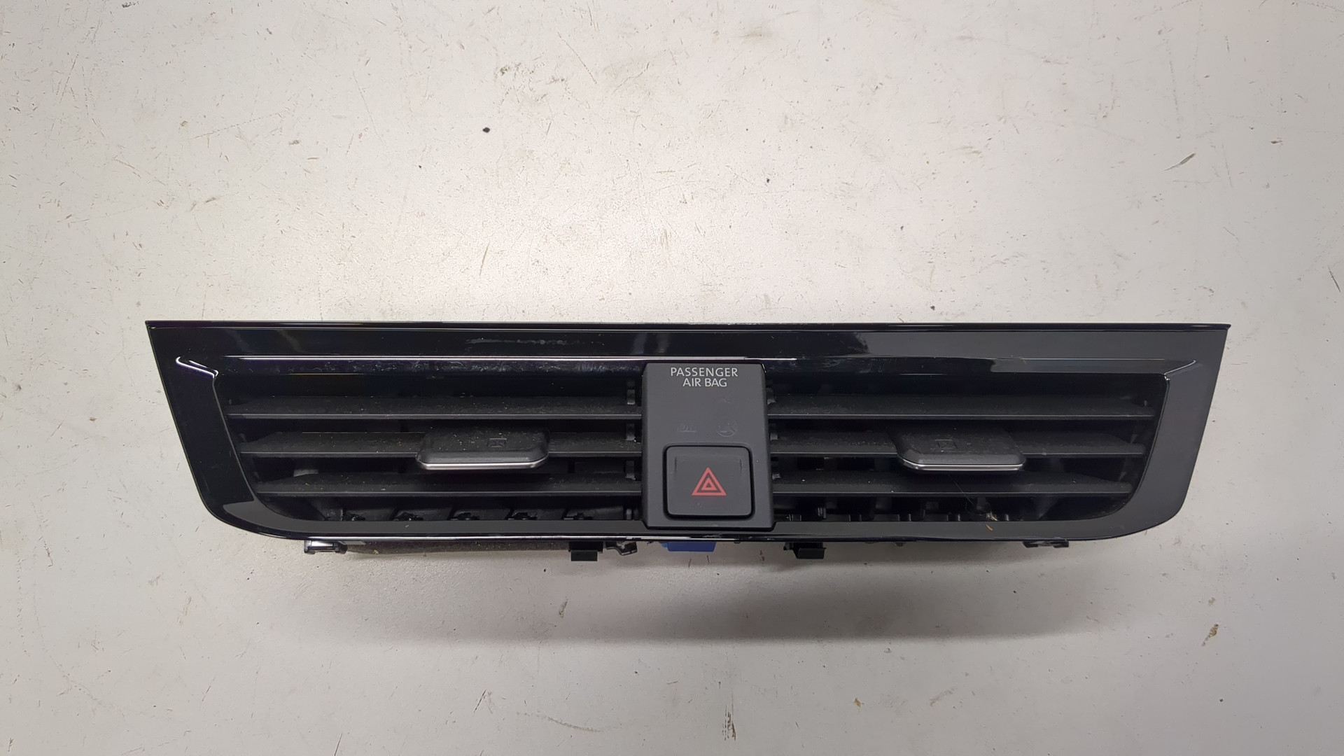 Дефлектор воздушный