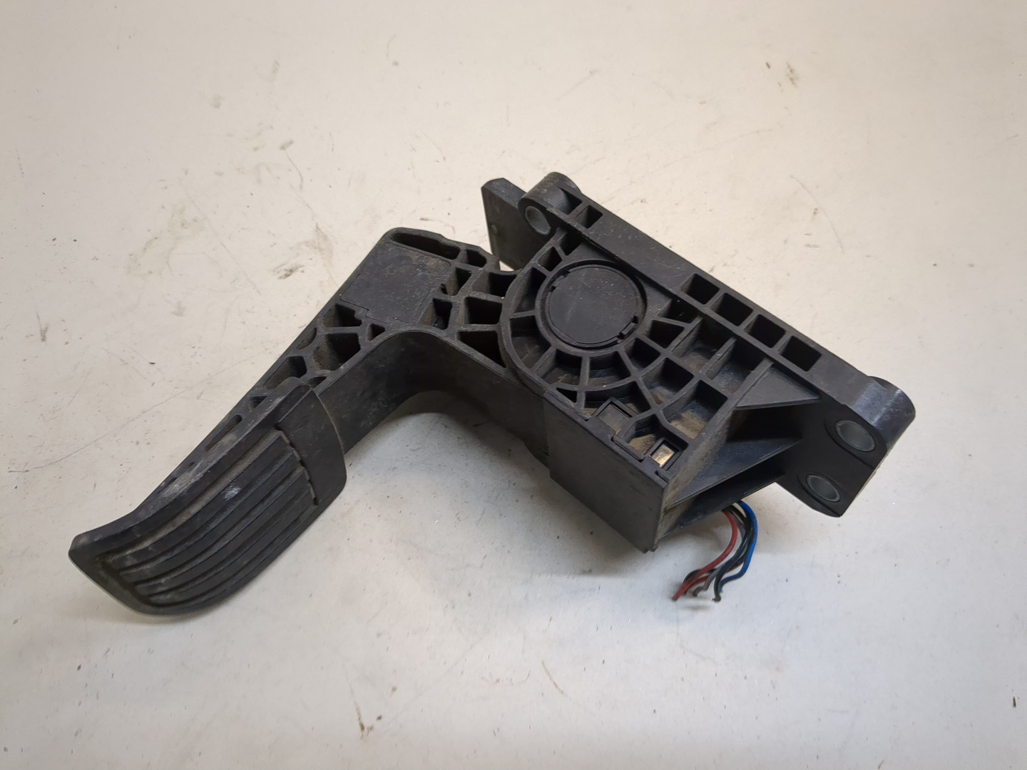 Педаль газа