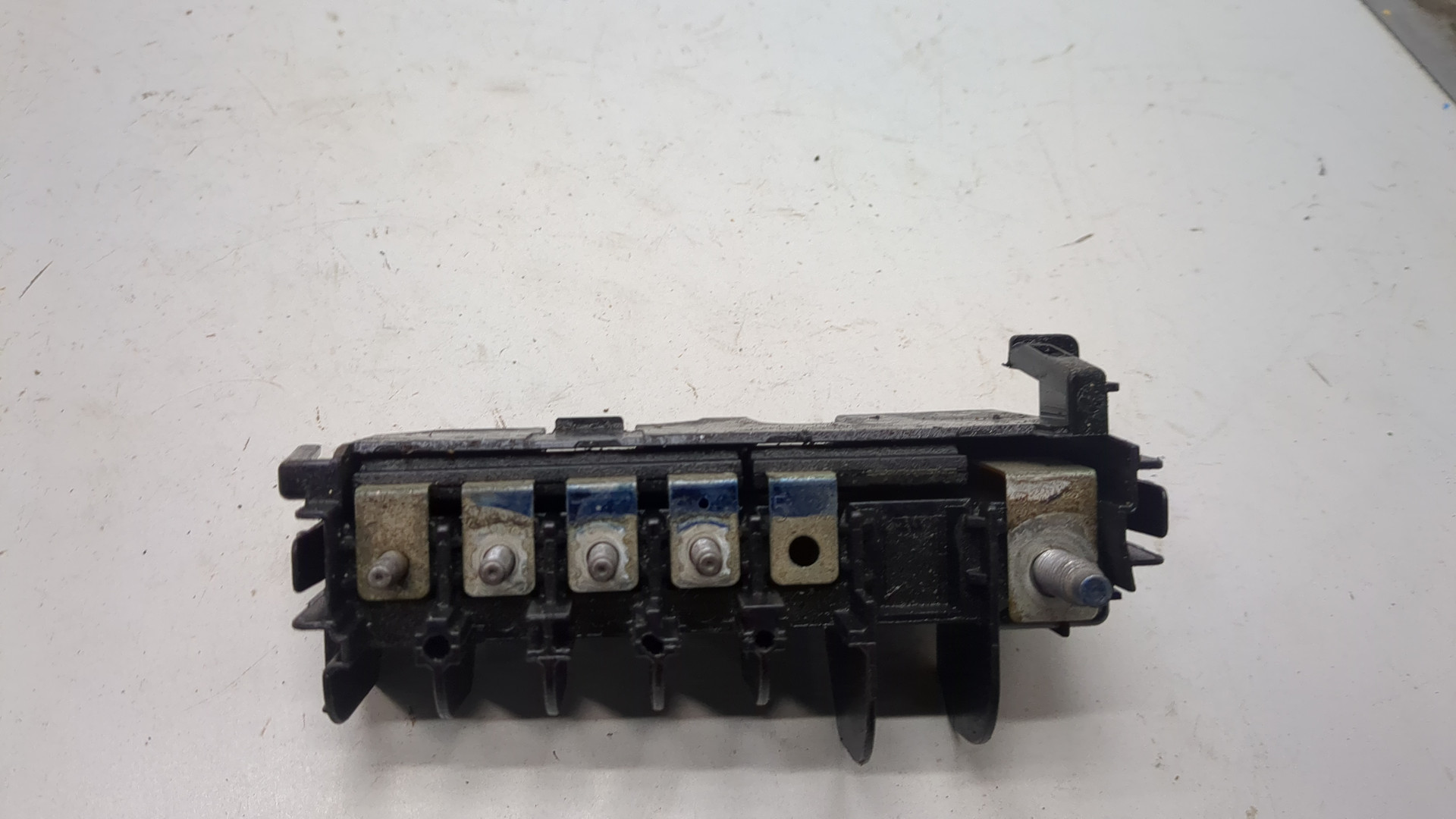 Блок предохранителей