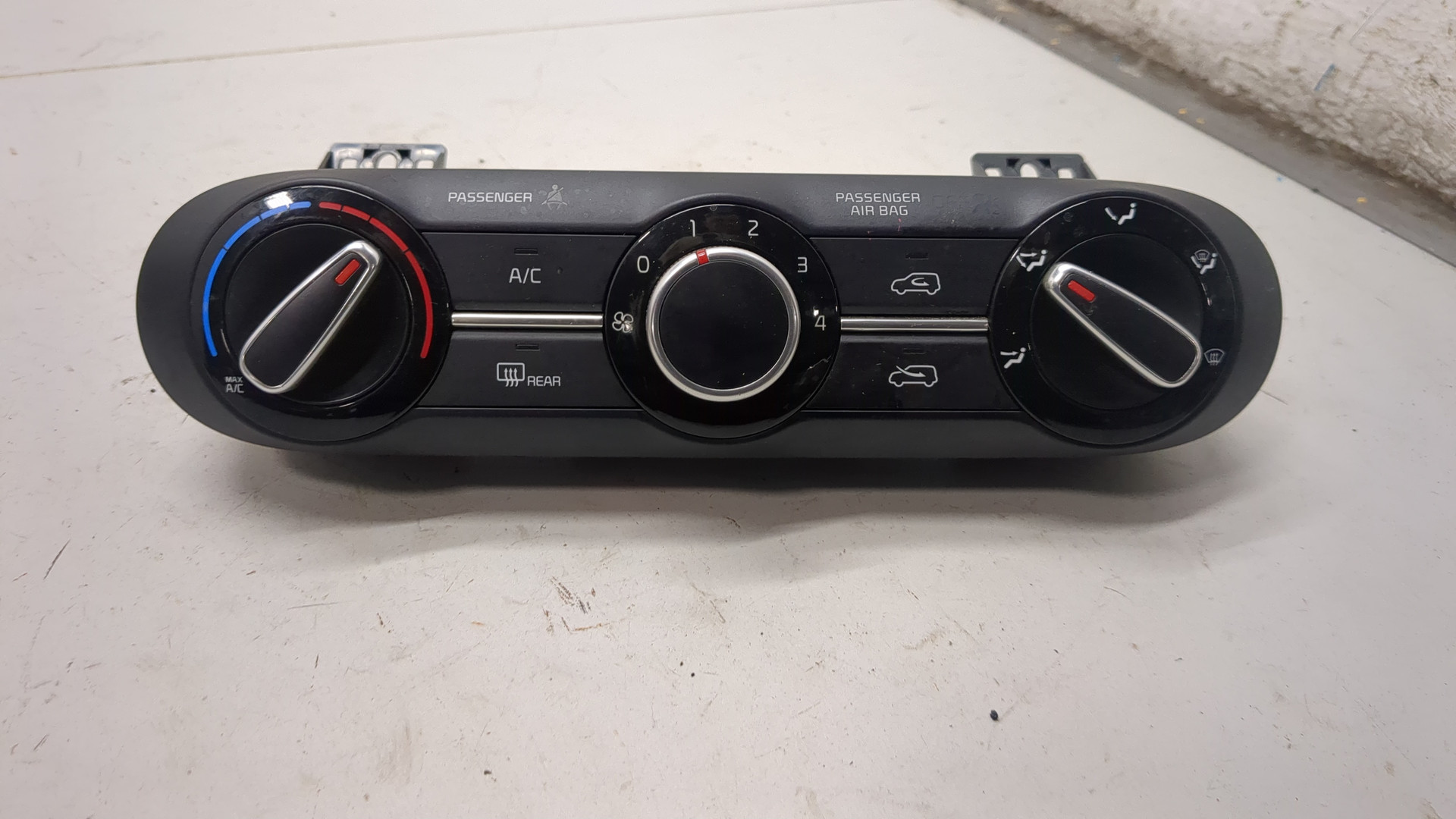 Переключатель отопителя