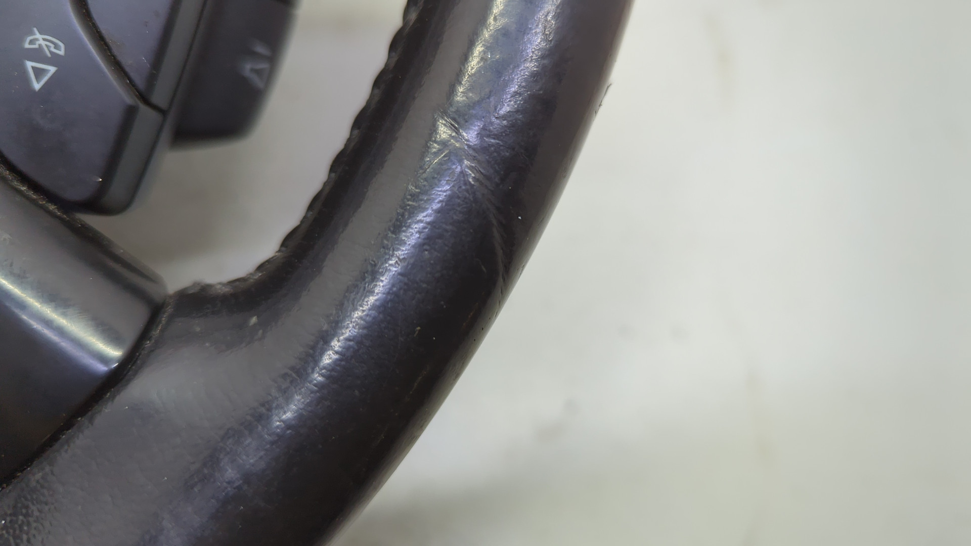 Рулевое колесо (руль)