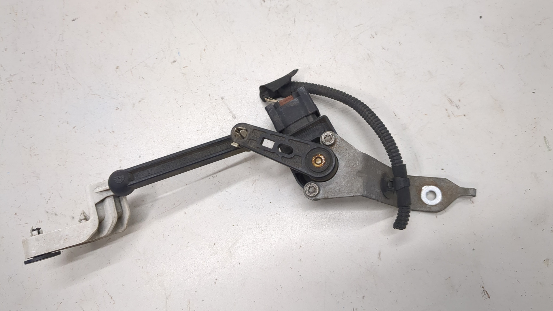 Датчик регулировки дорож. просвета