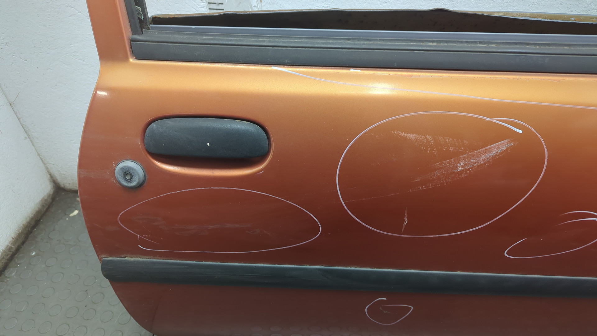 Дверь передняя правая