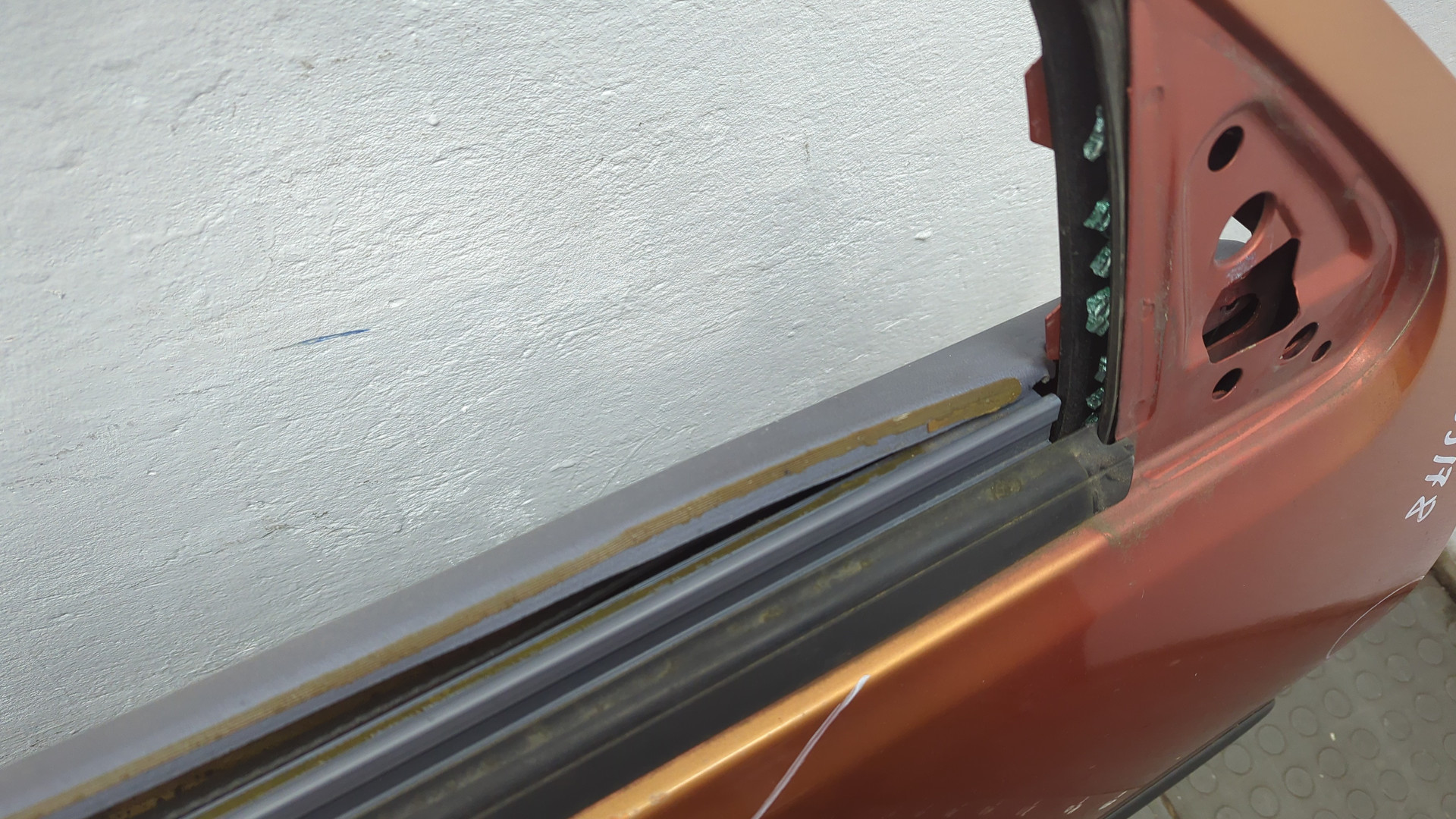 Дверь передняя правая