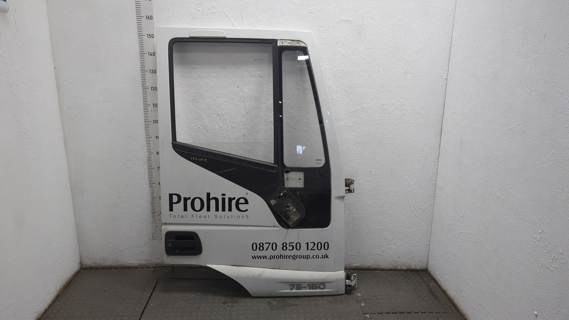 Дверь передняя правая