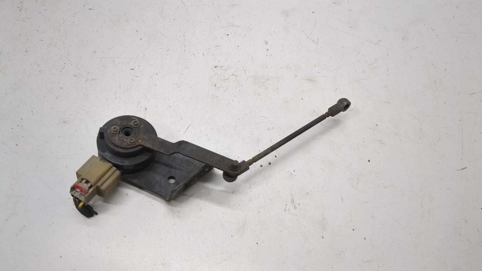 Датчик регулировки дорож. просвета