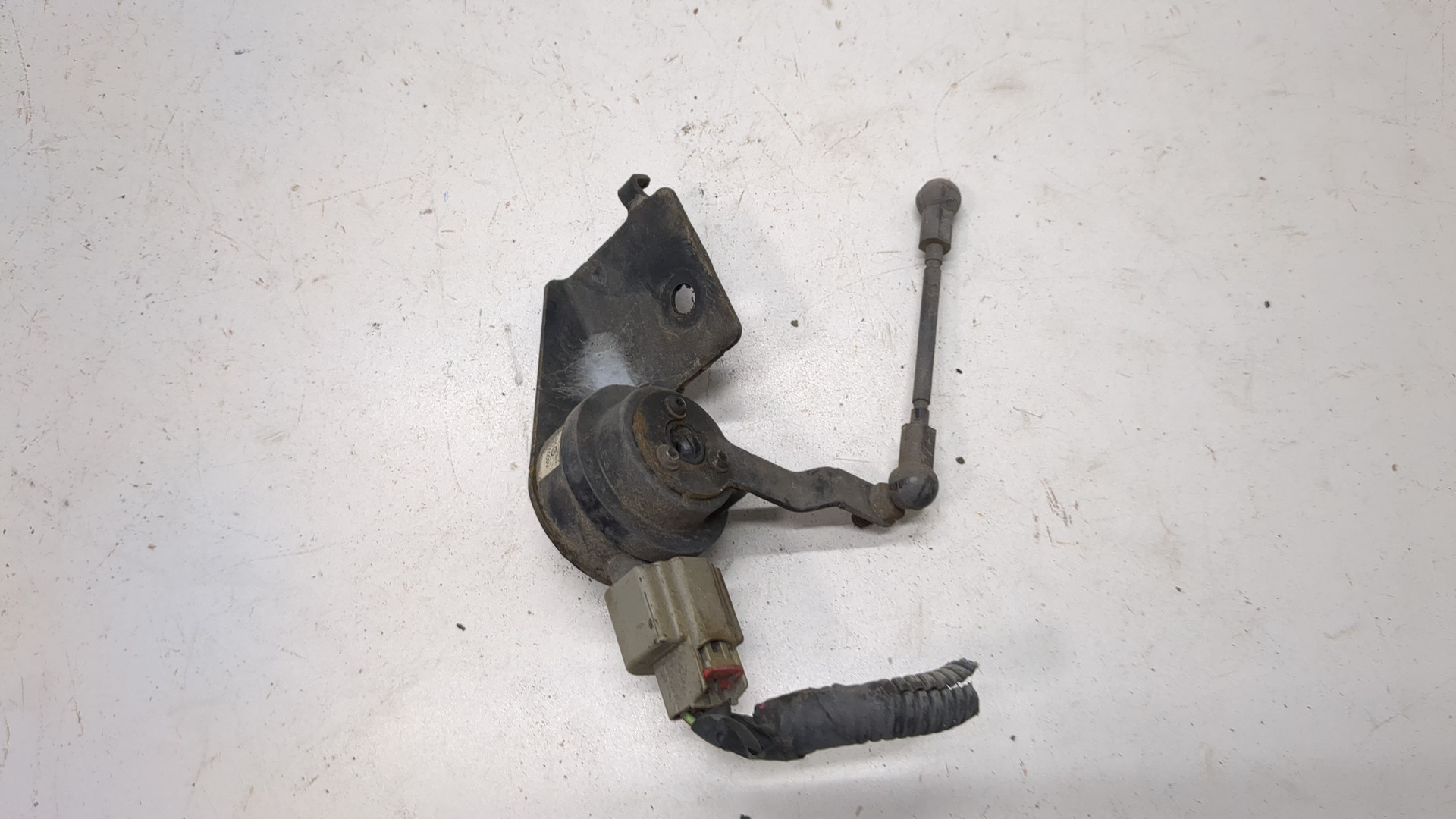 Датчик регулировки дорож. просвета