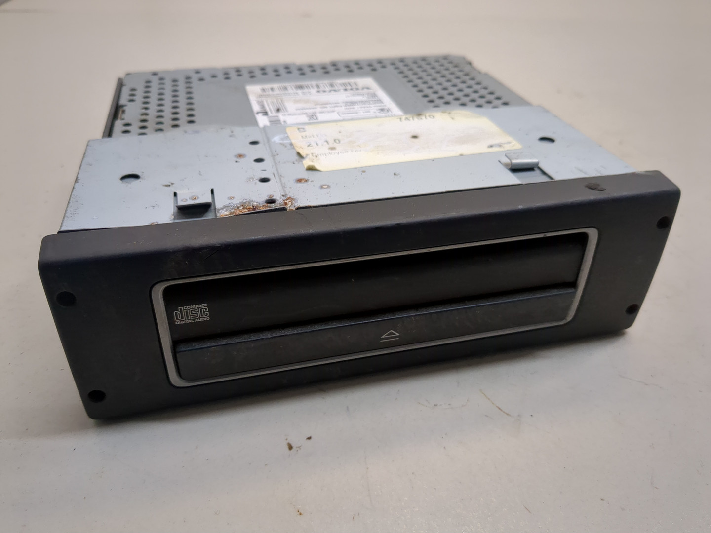 Проигрыватель CD/DVD