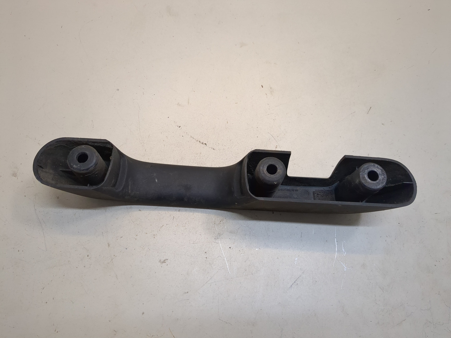 Ручка открывания капота