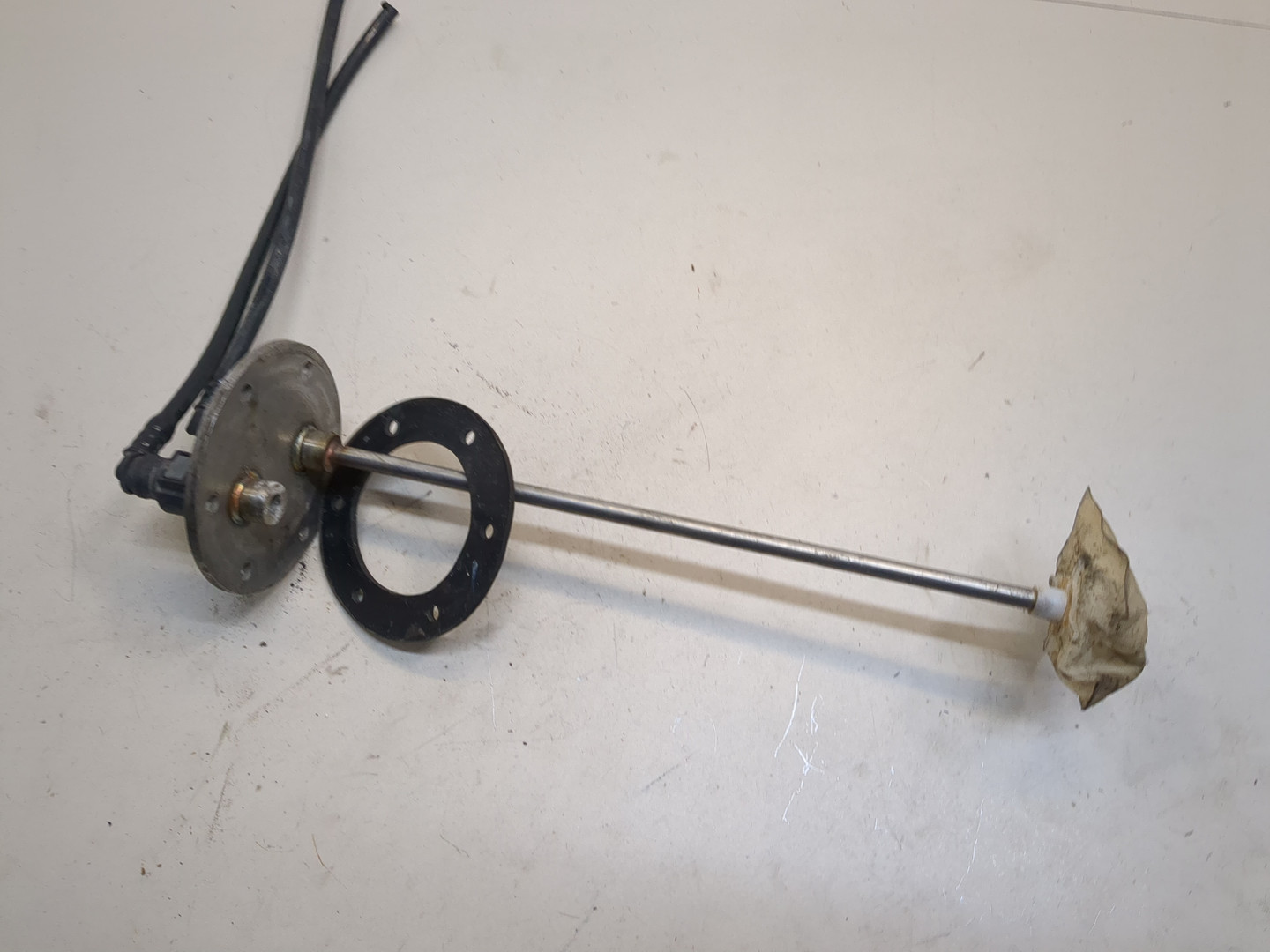 Датчик уровня топлива