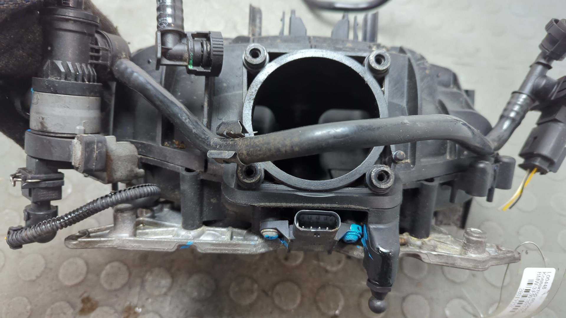 Коллектор впускной