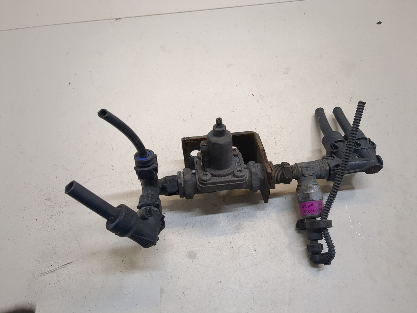 Клапан электромагнитный