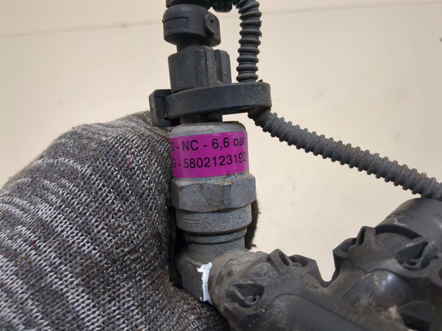 Клапан электромагнитный