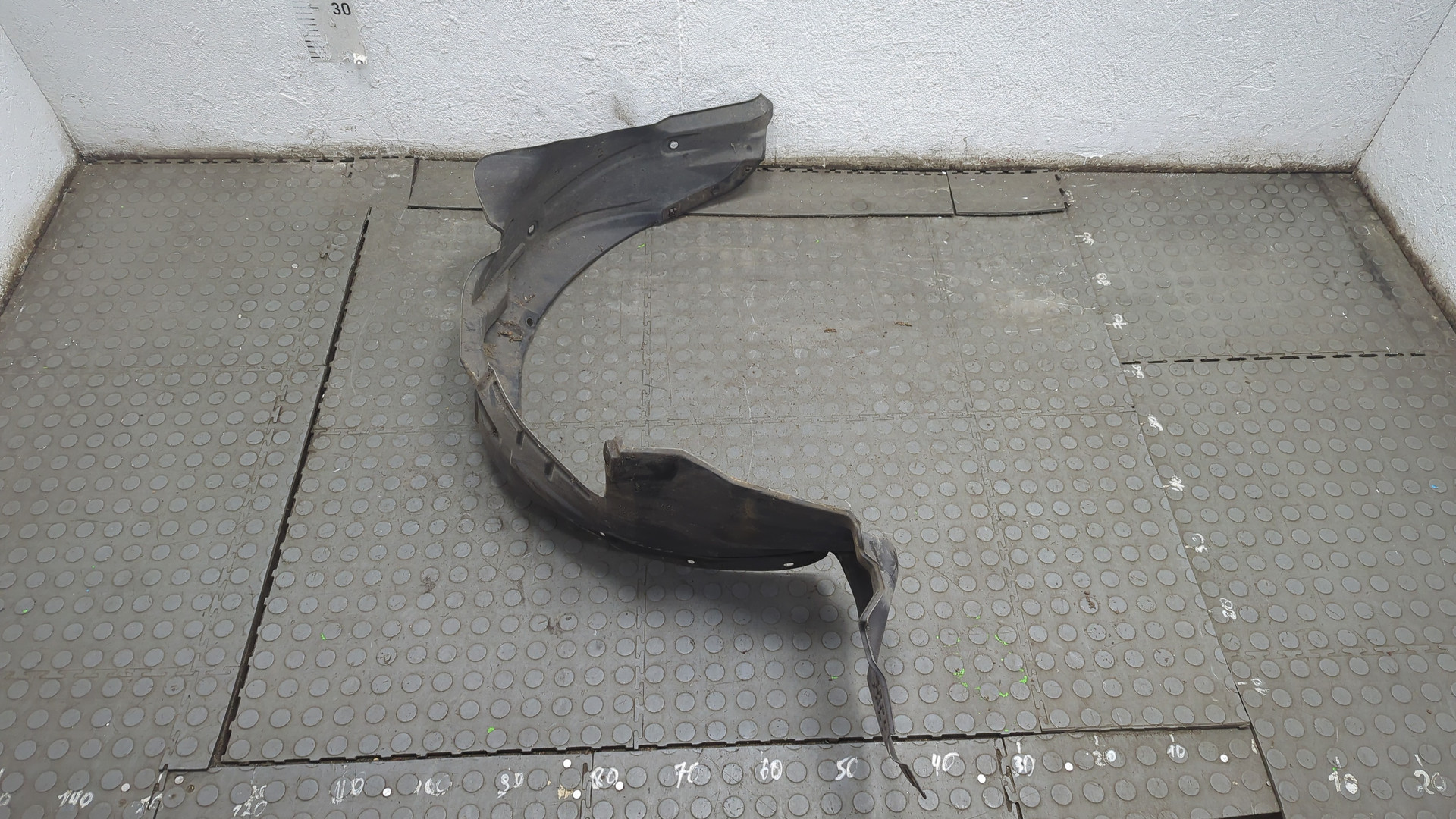 Локер передний правый