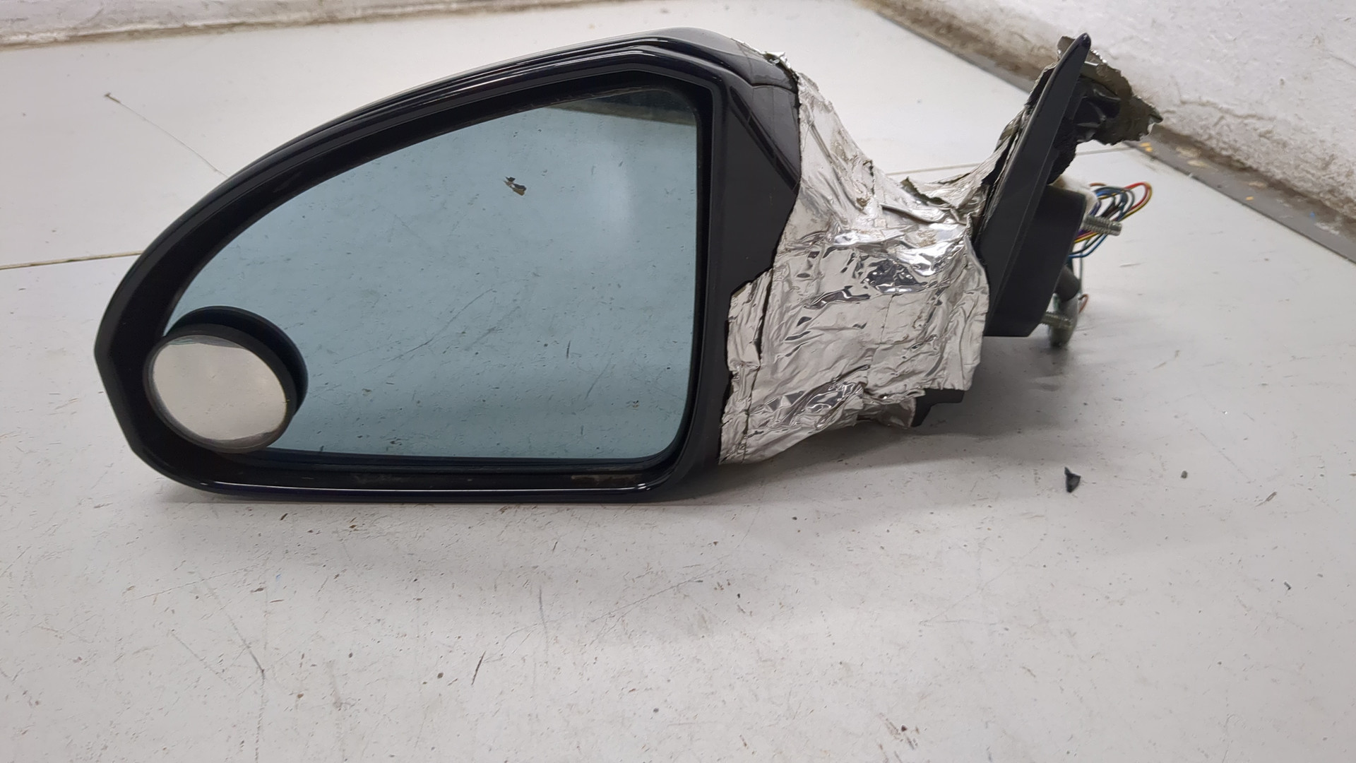 Зеркало левое электрическое