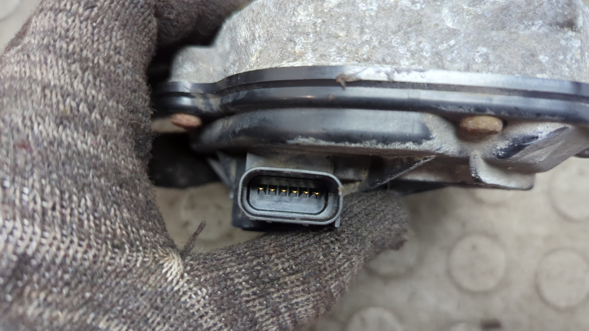 Заслонка дроссельная электрическая