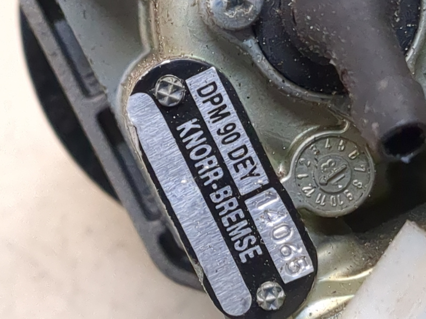 Рычаг стояночного тормоза