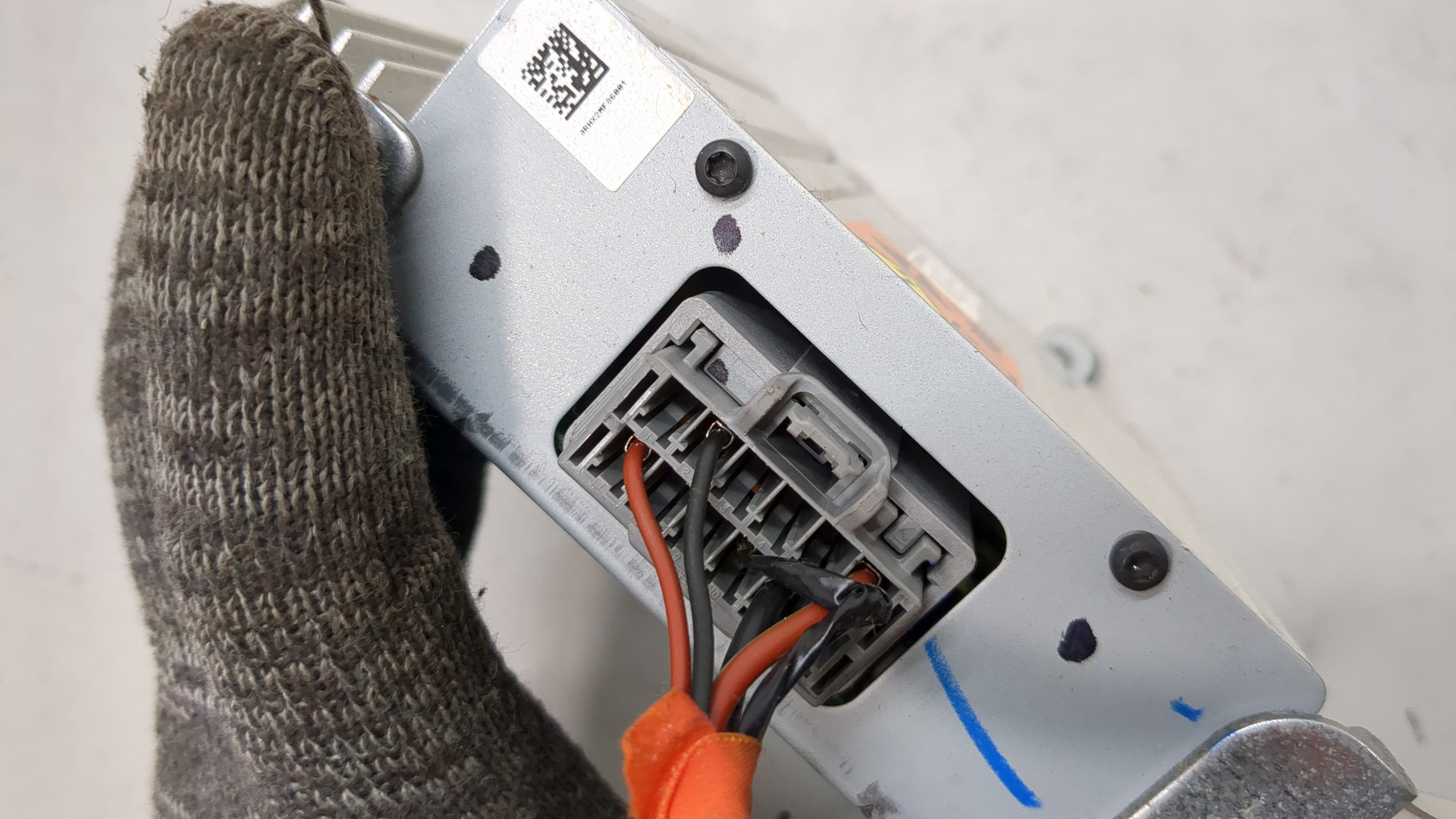 Преобразователь напряжения (адаптер)