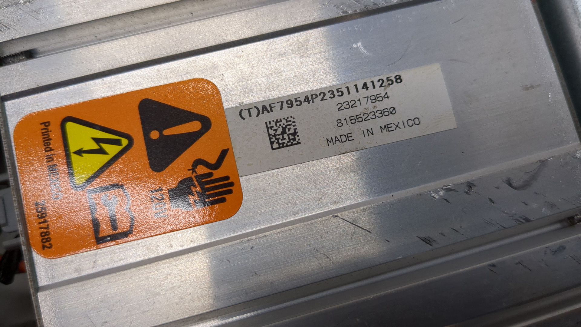 Преобразователь напряжения (адаптер)