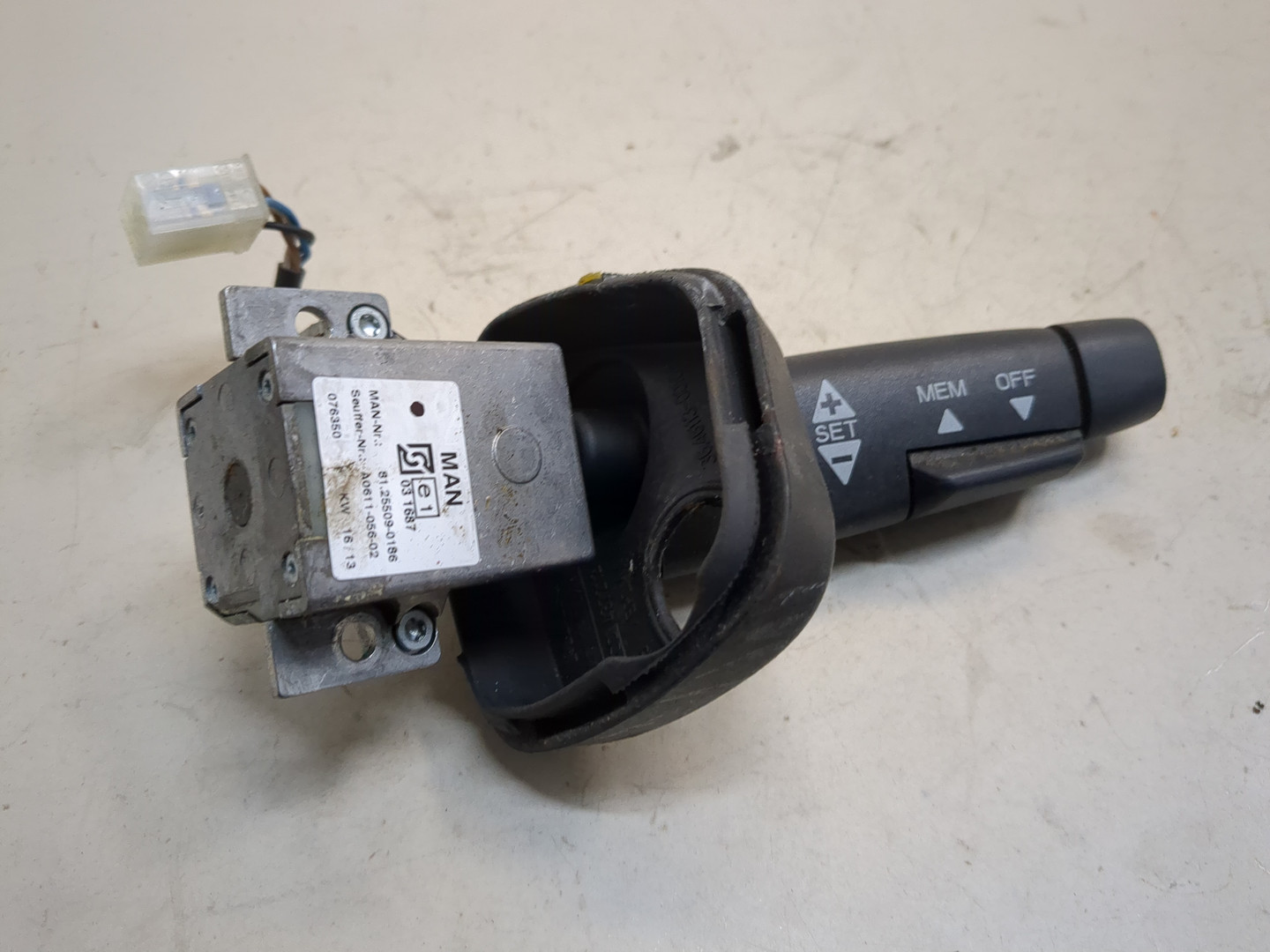 Переключатель круиз контроля