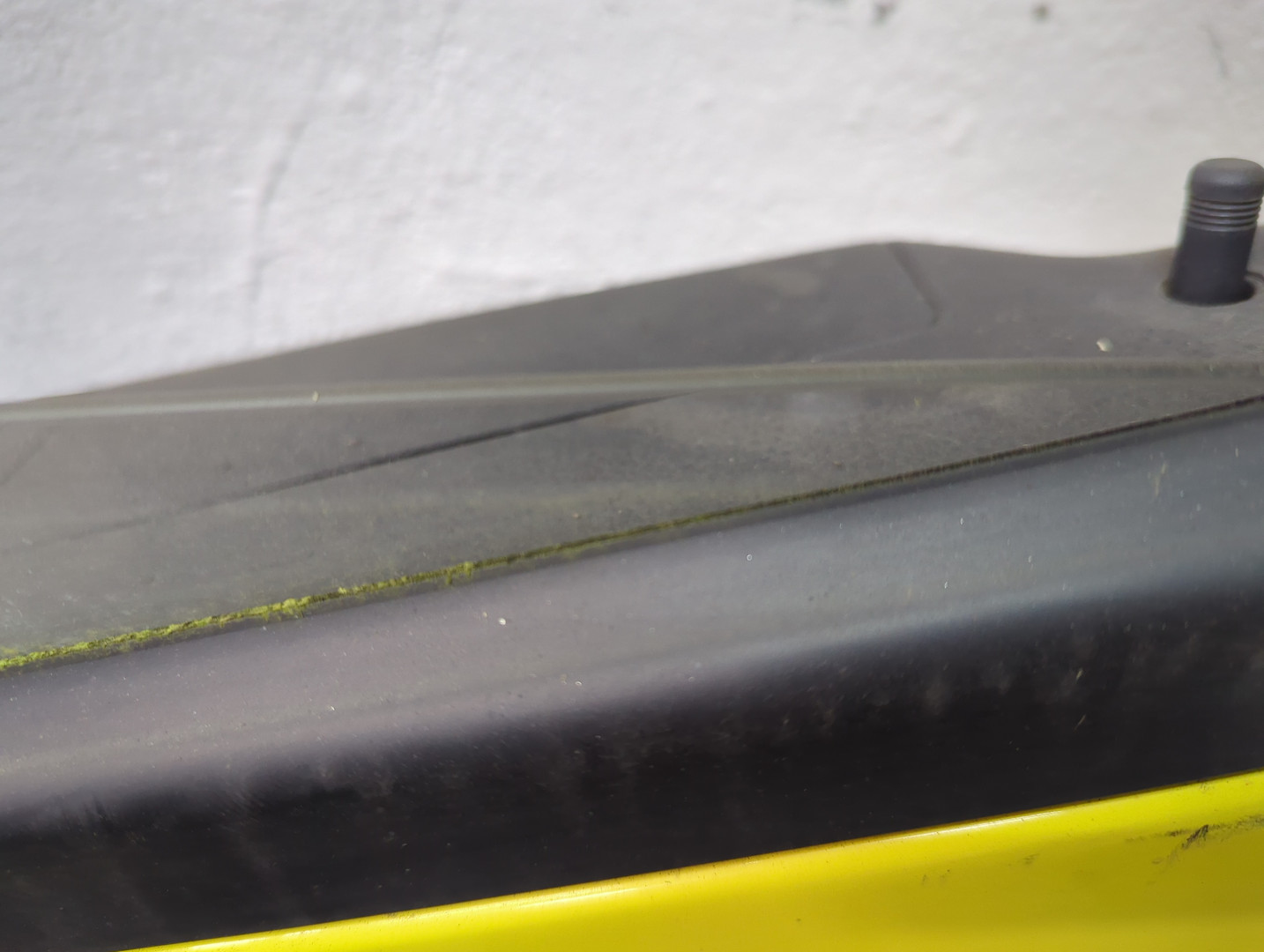 Дверь передняя левая