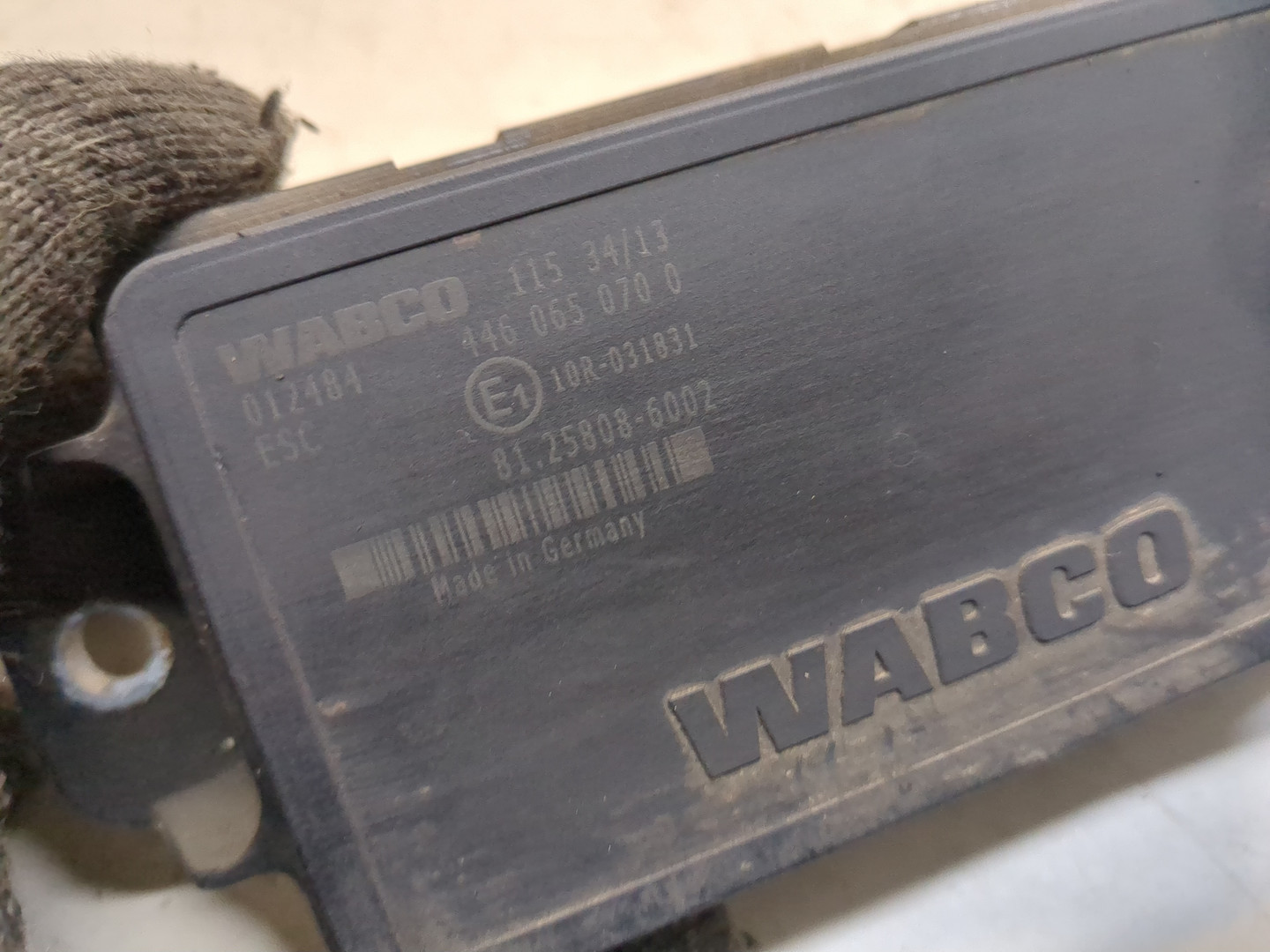 Блок управления ABS