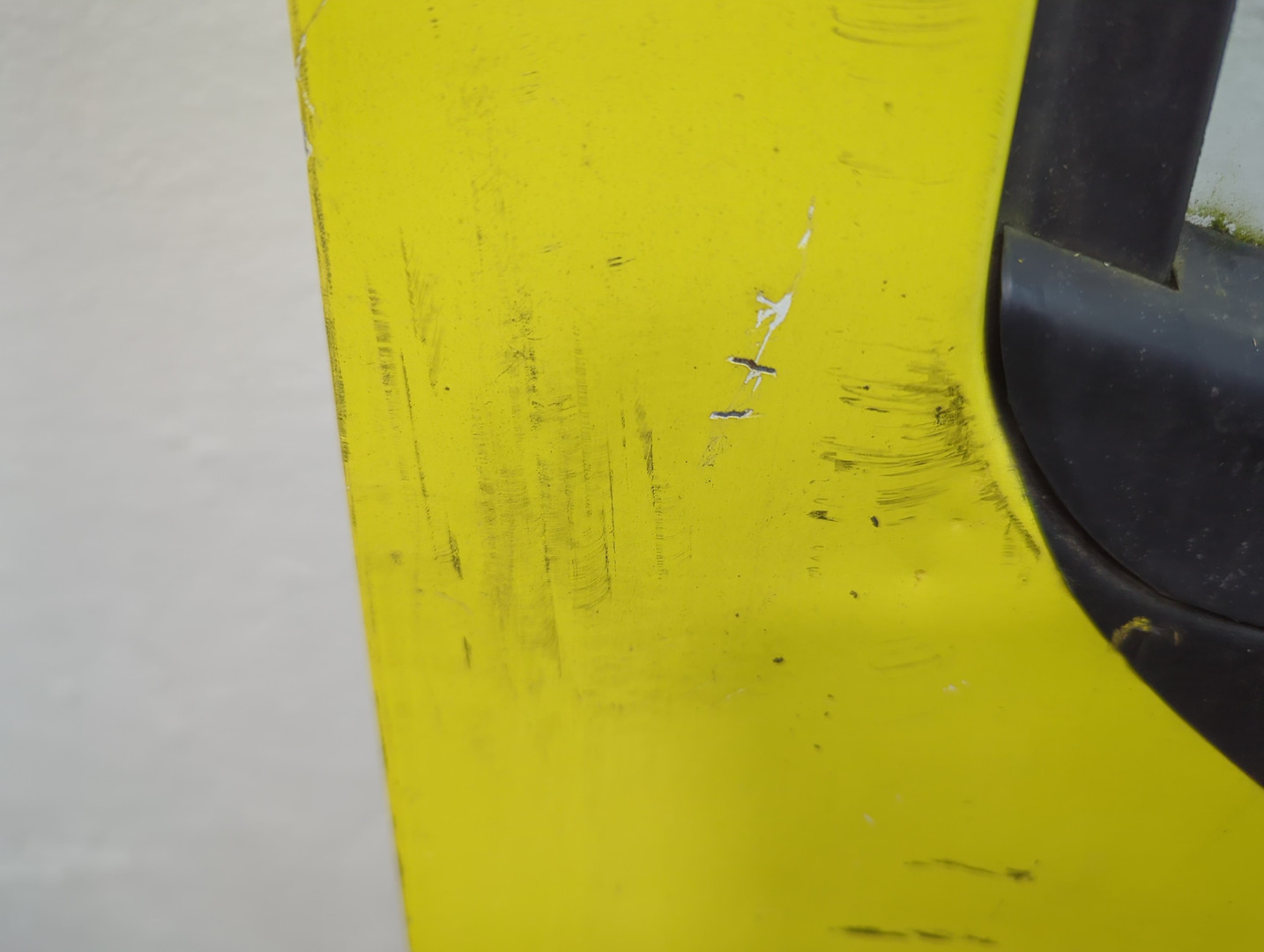 Дверь передняя правая