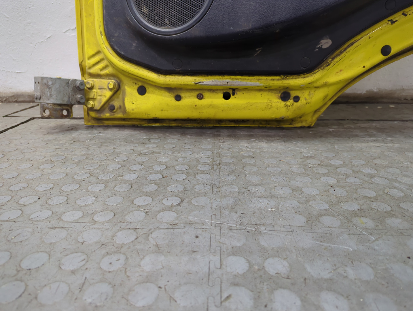 Дверь передняя правая