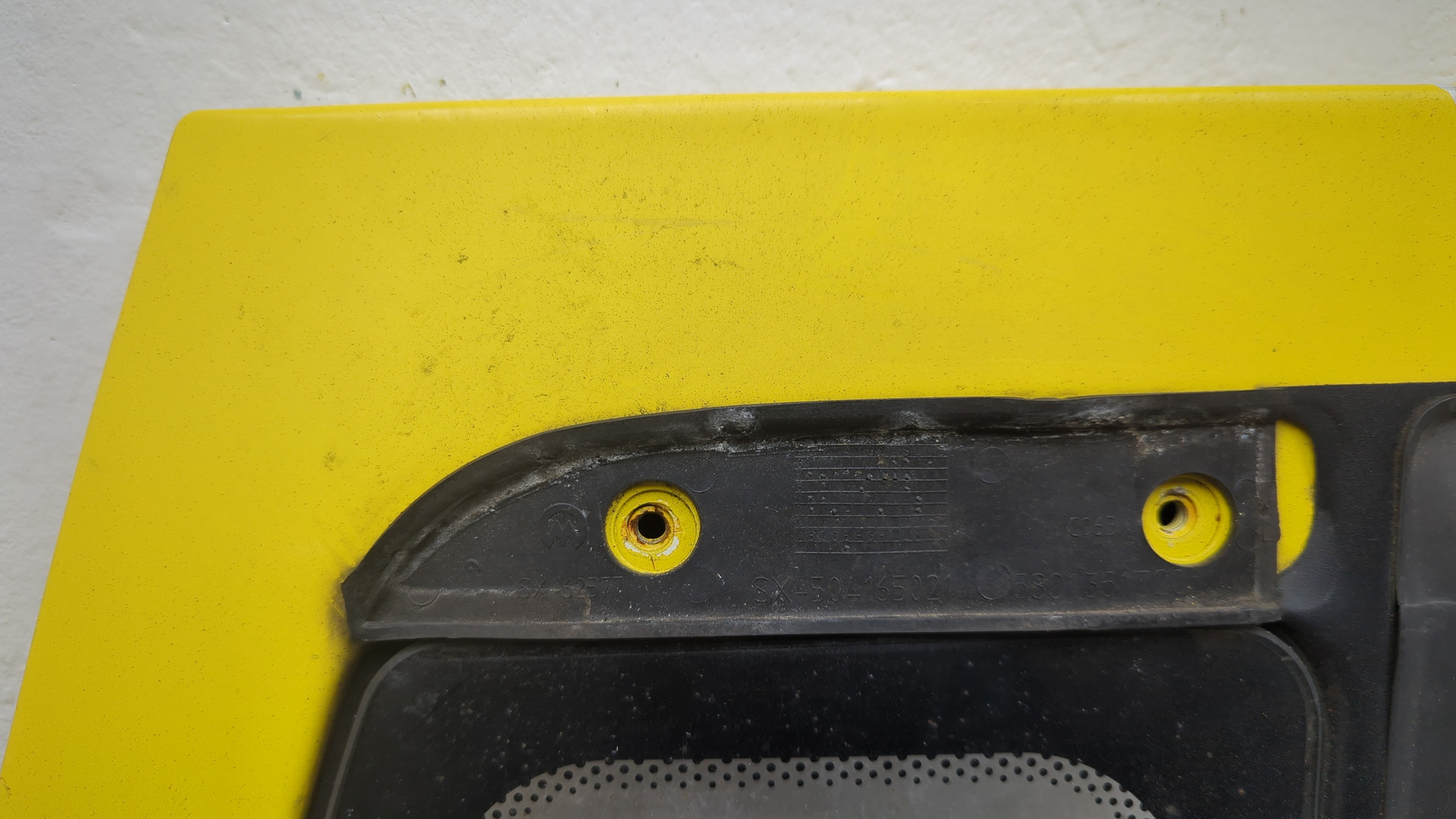 Дверь передняя левая