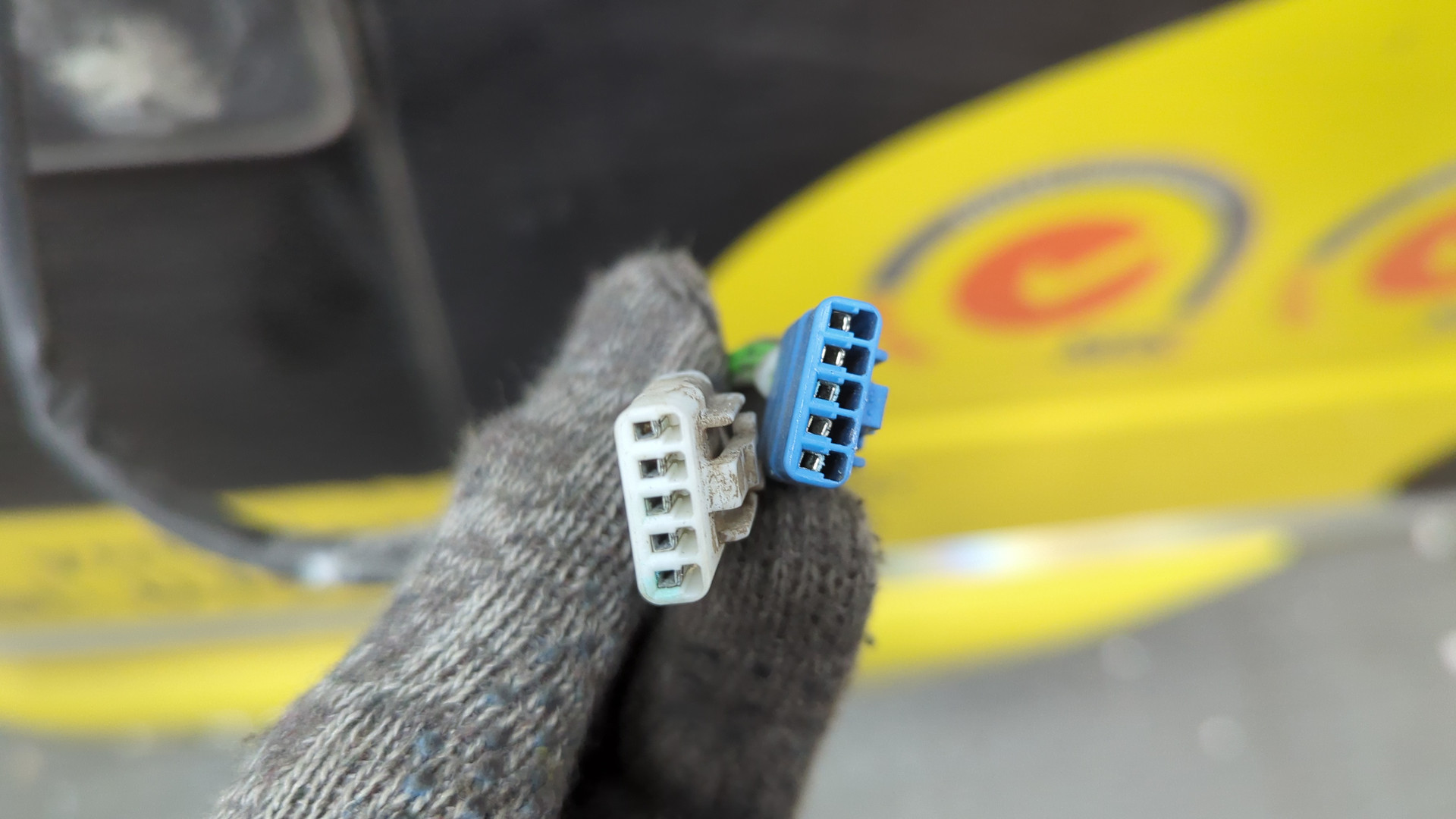 Дверь передняя левая