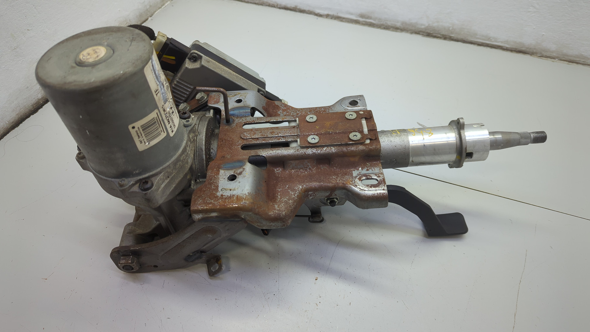 Серводвигатель рулевой рейки