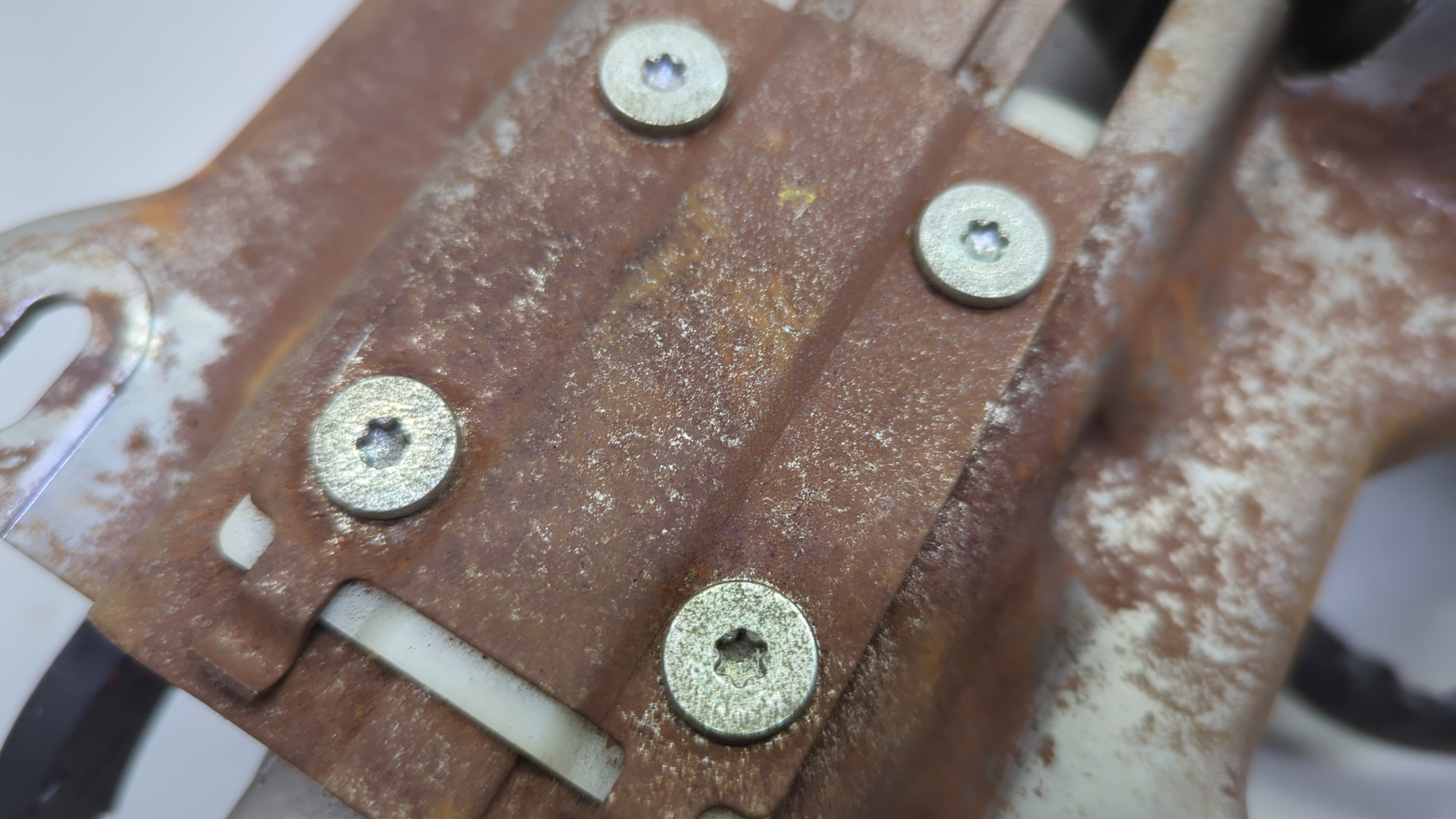 Серводвигатель рулевой рейки