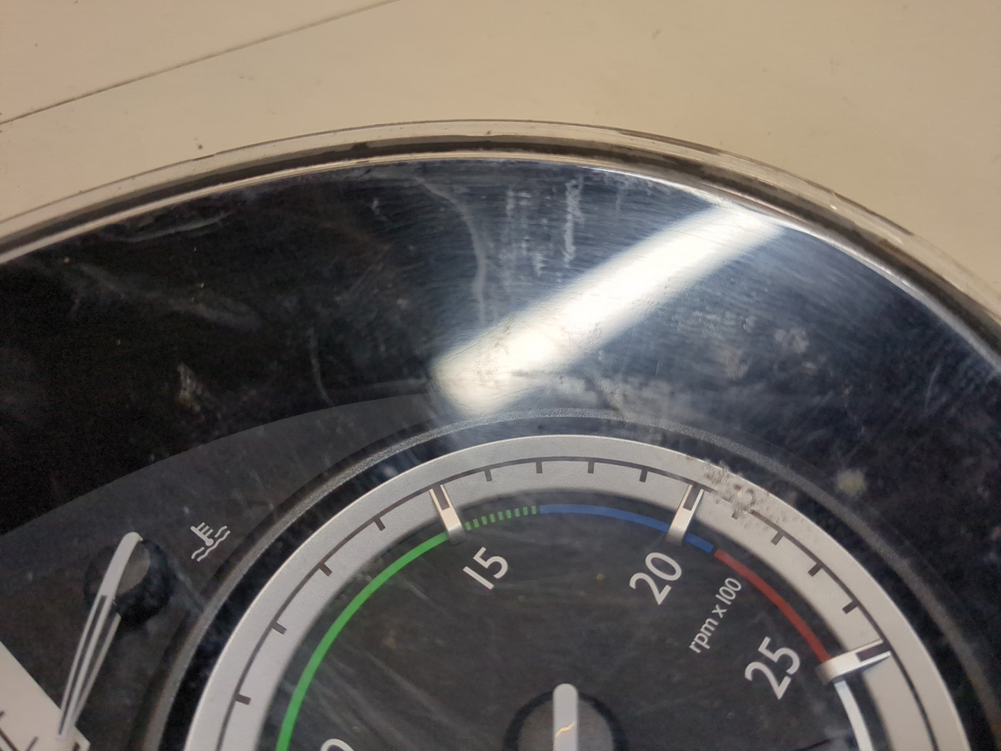 Панель приборов