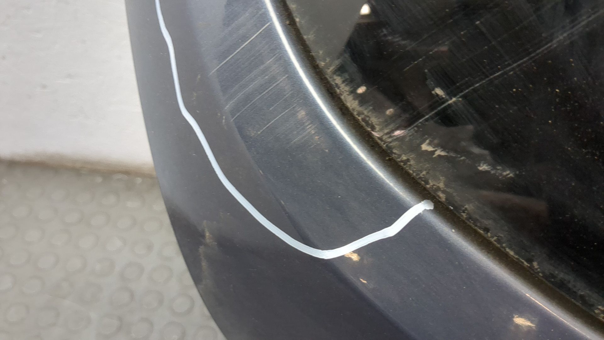 Дверь багажника