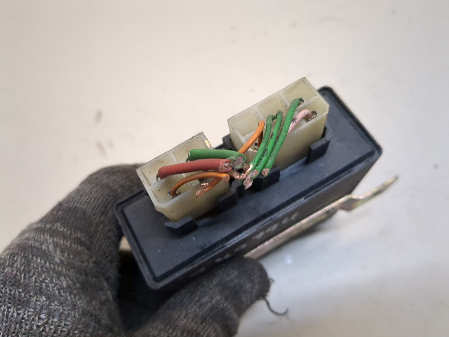 Реле свечей накала