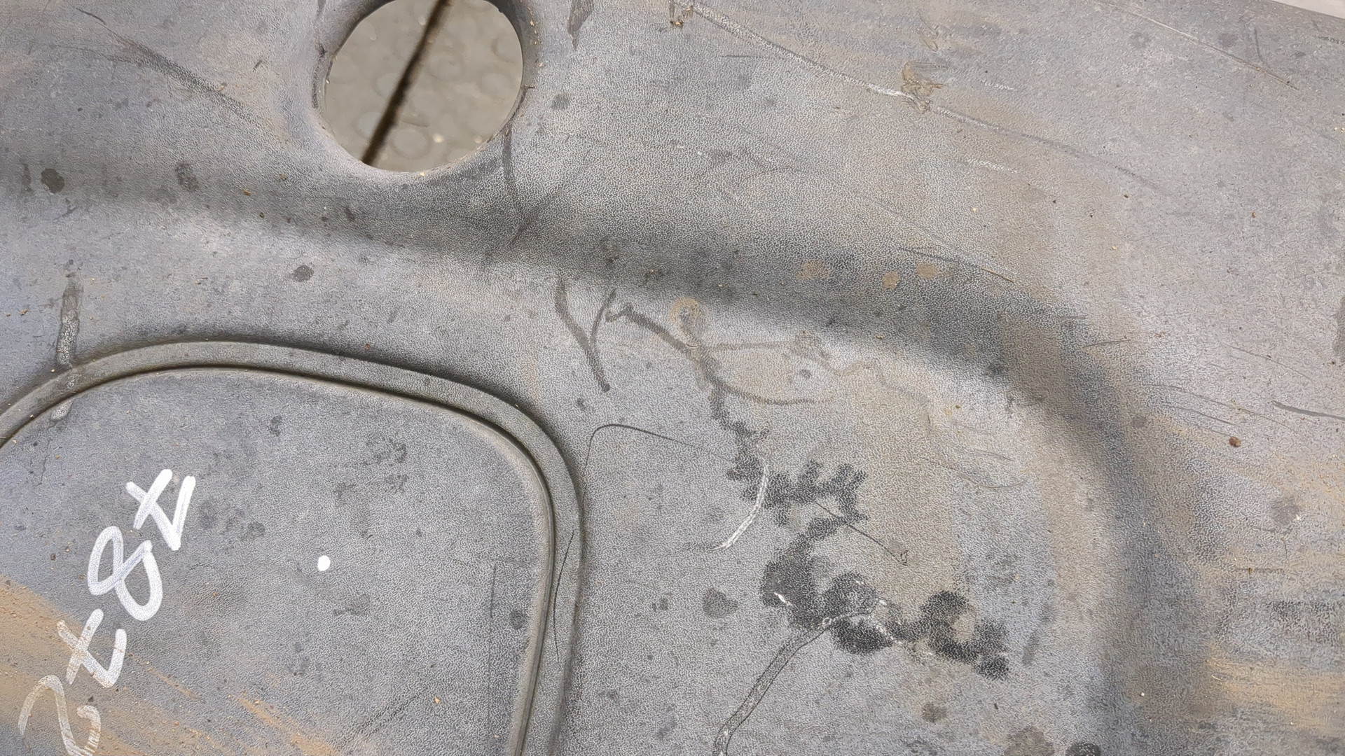 Бампер передний