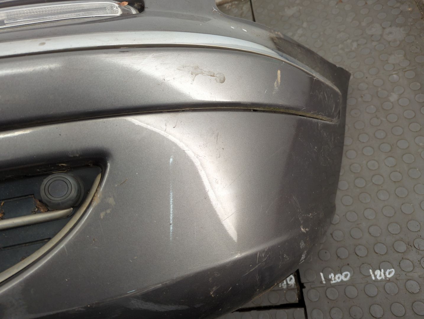 Бампер передний