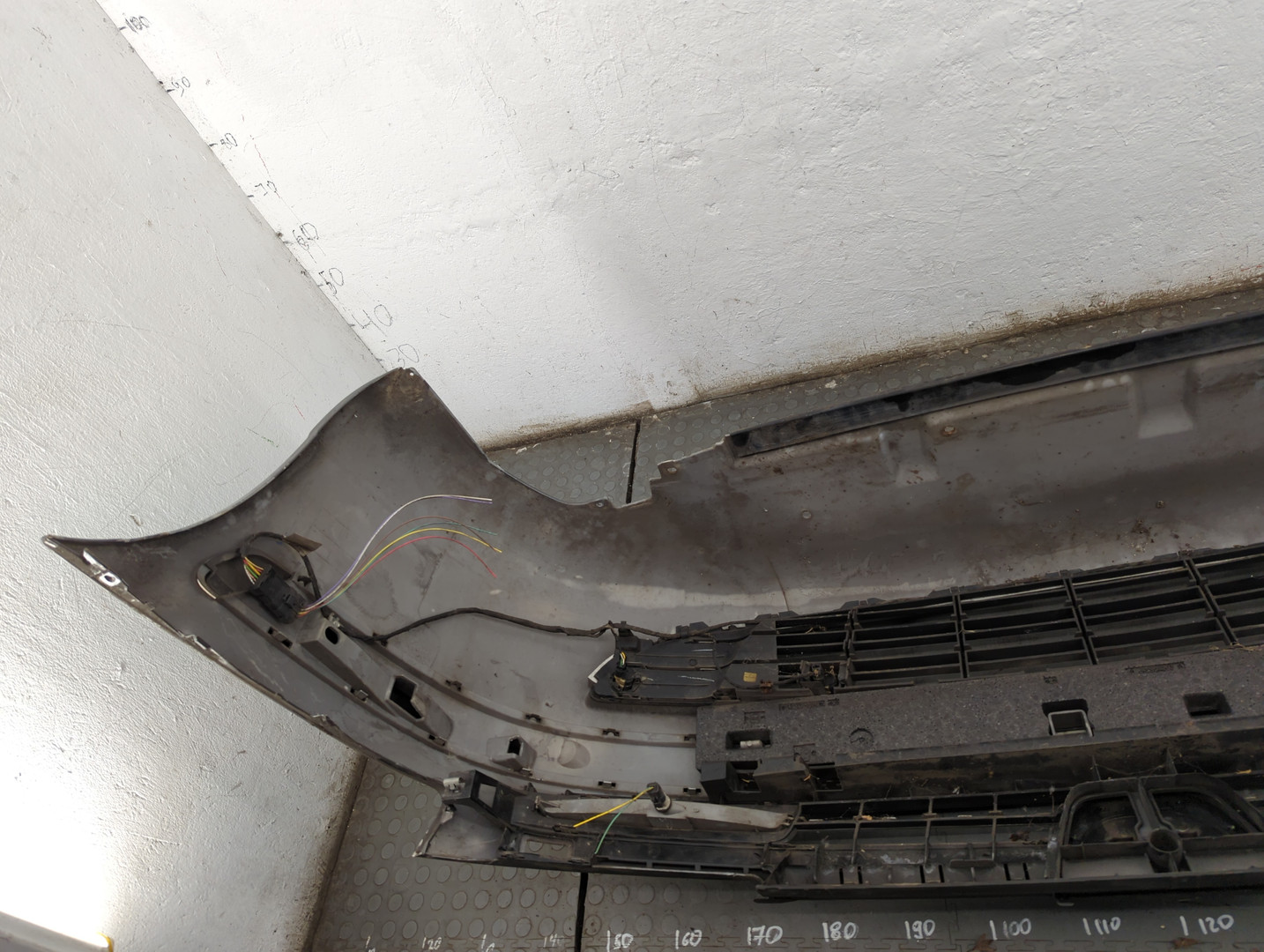 Бампер передний