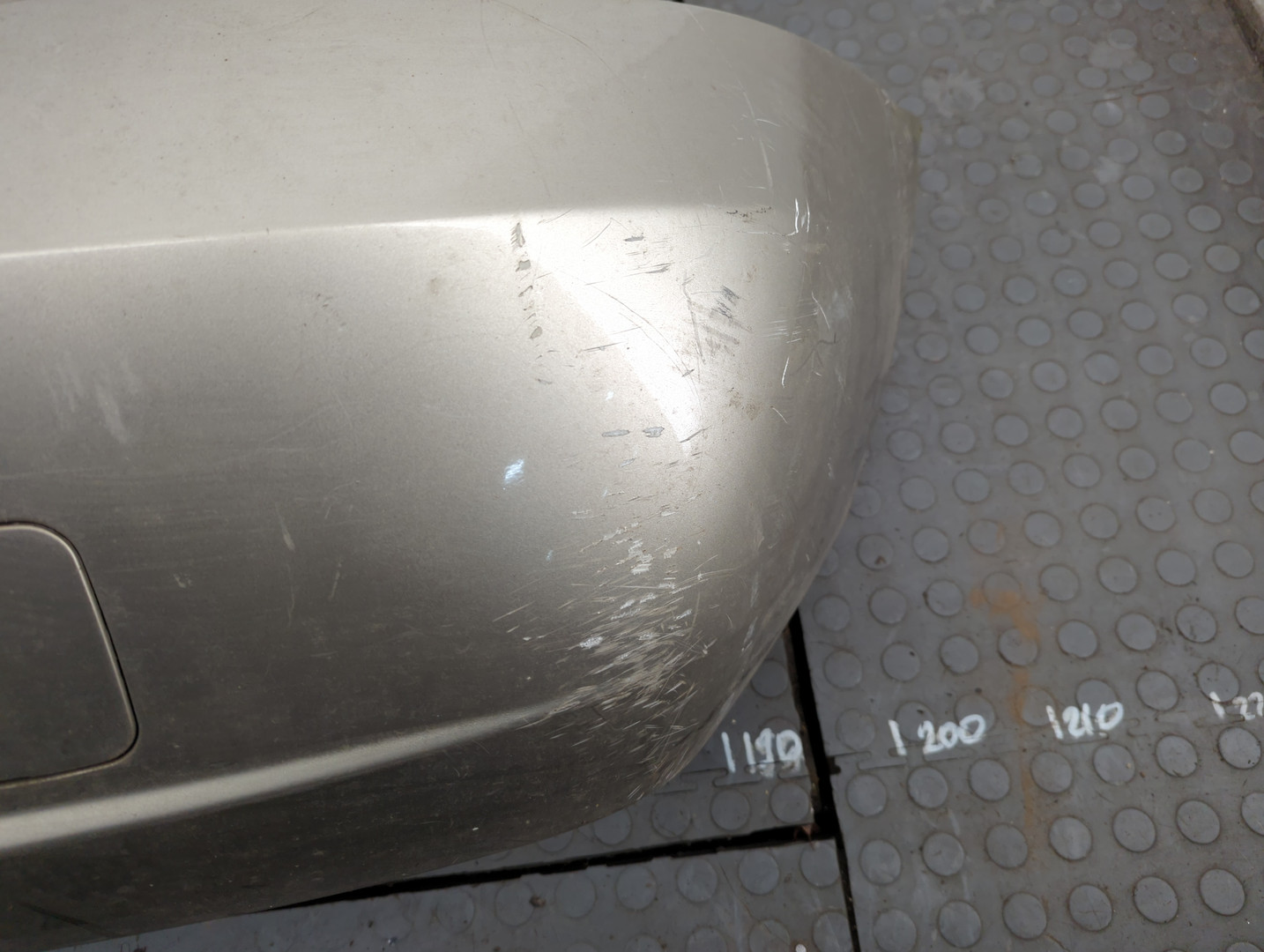 Бампер задний