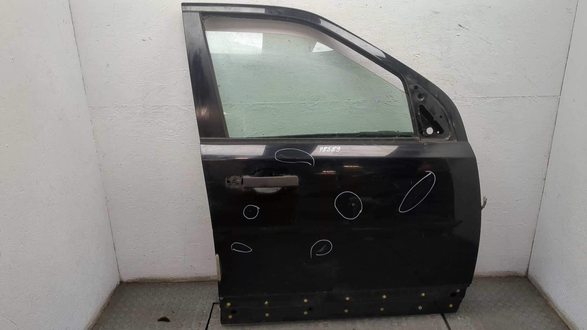 Дверь передняя правая