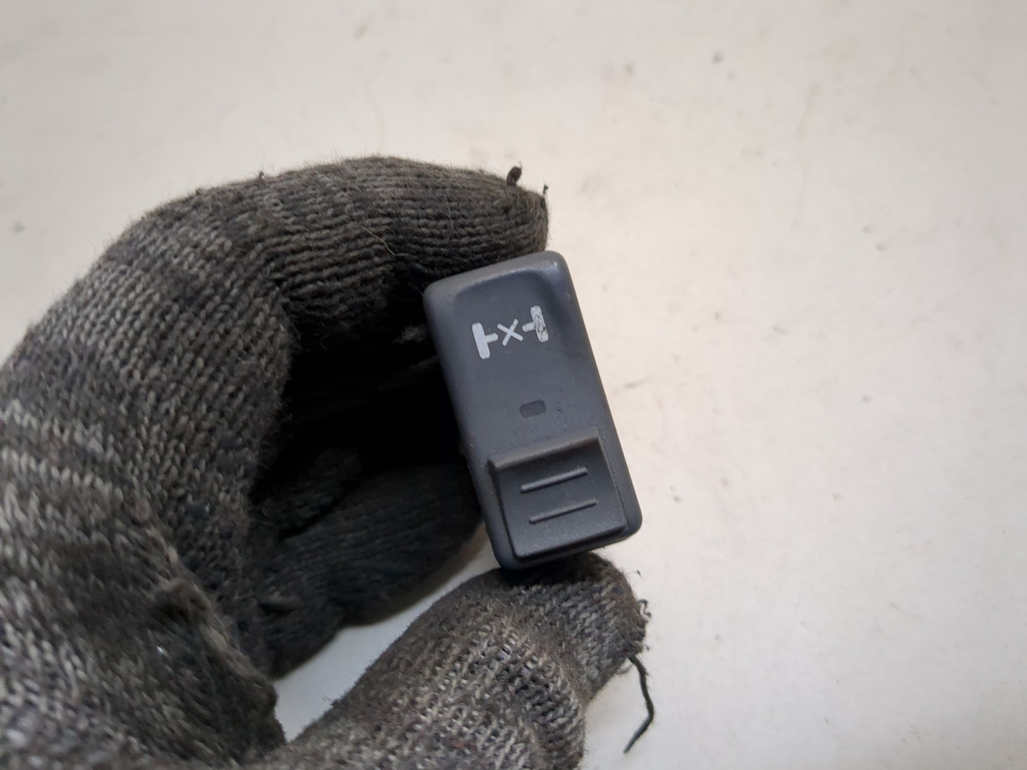 Кнопка блокировки дифференциала