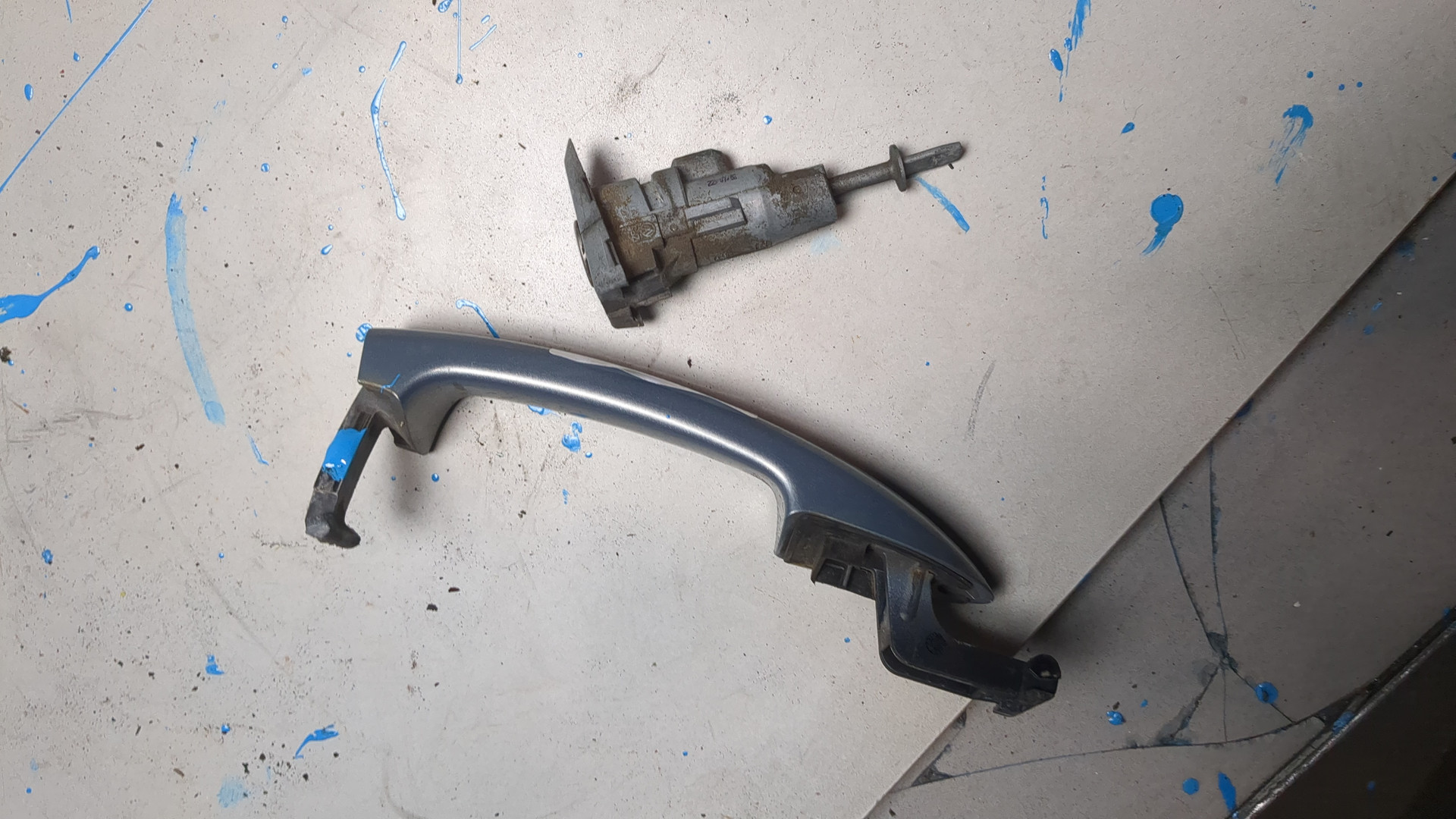 Ручка двери наружная