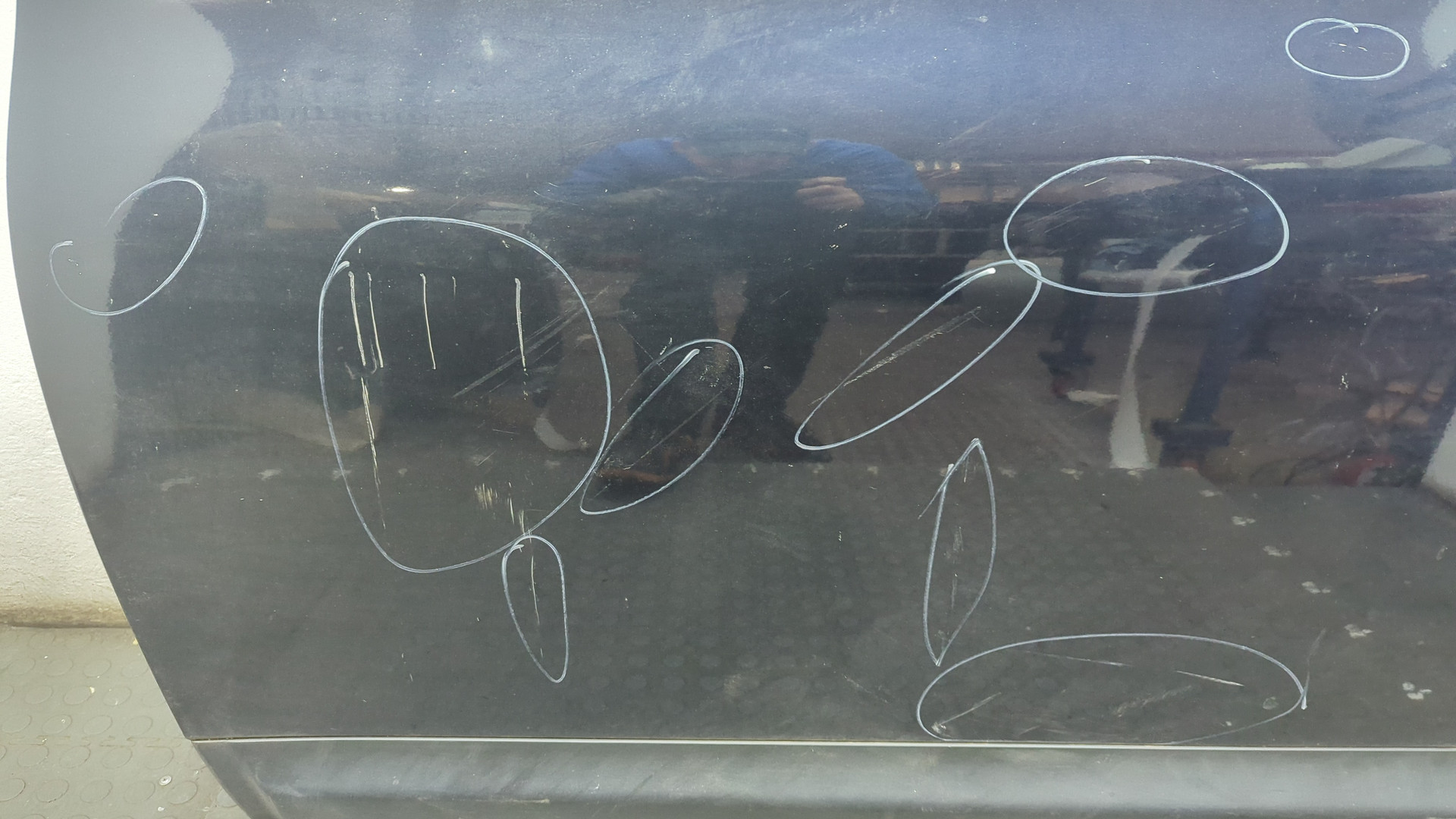 Дверь передняя левая