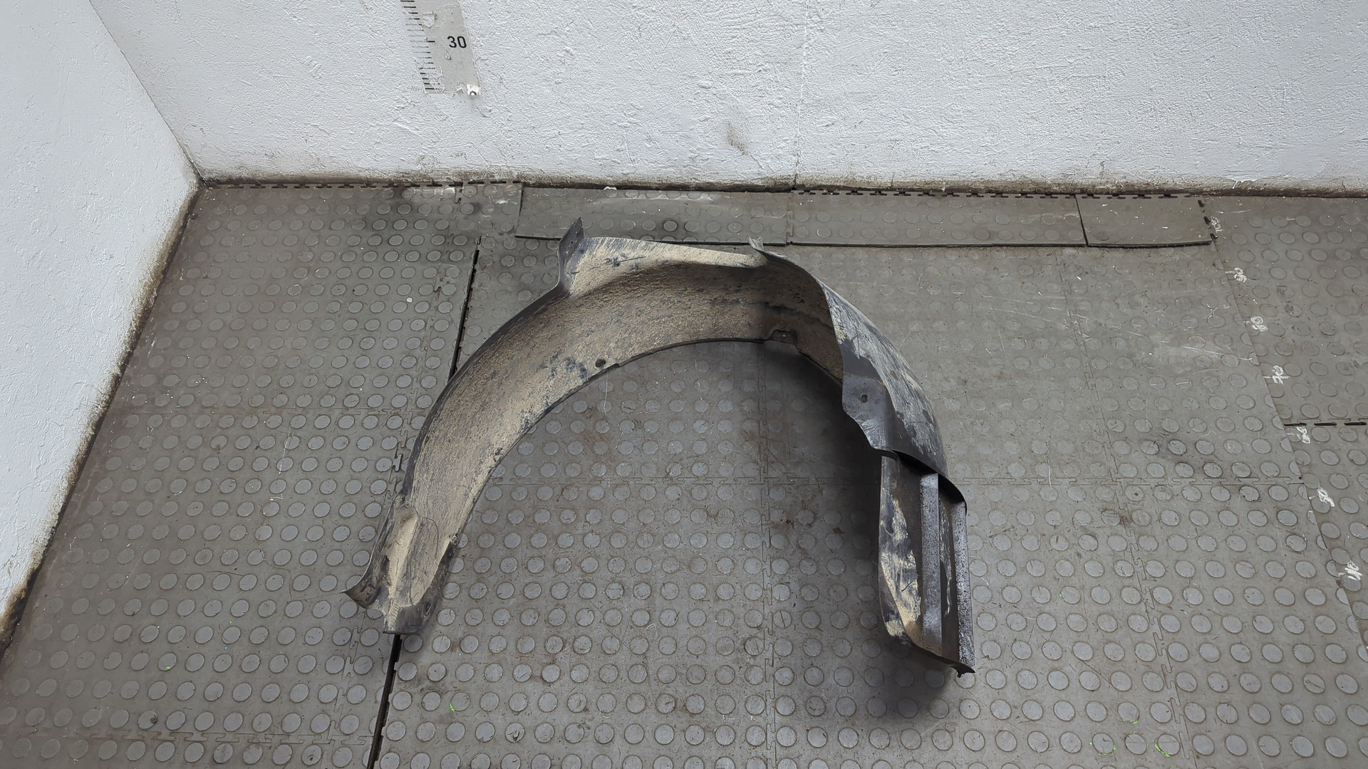 Локер передний левый