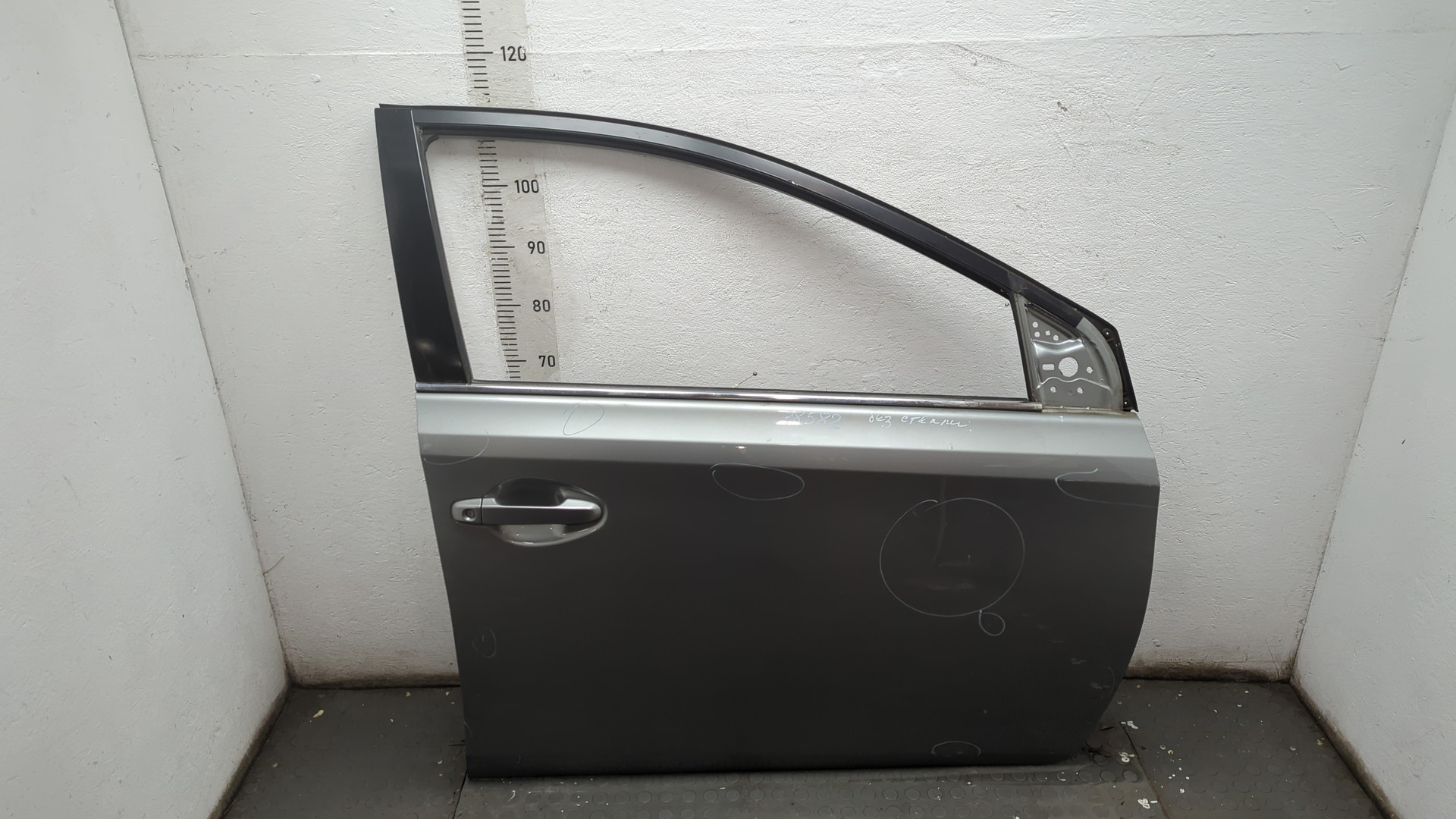 Дверь передняя правая