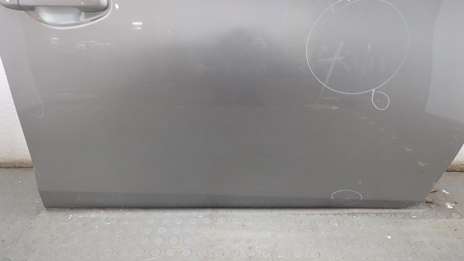 Дверь передняя правая