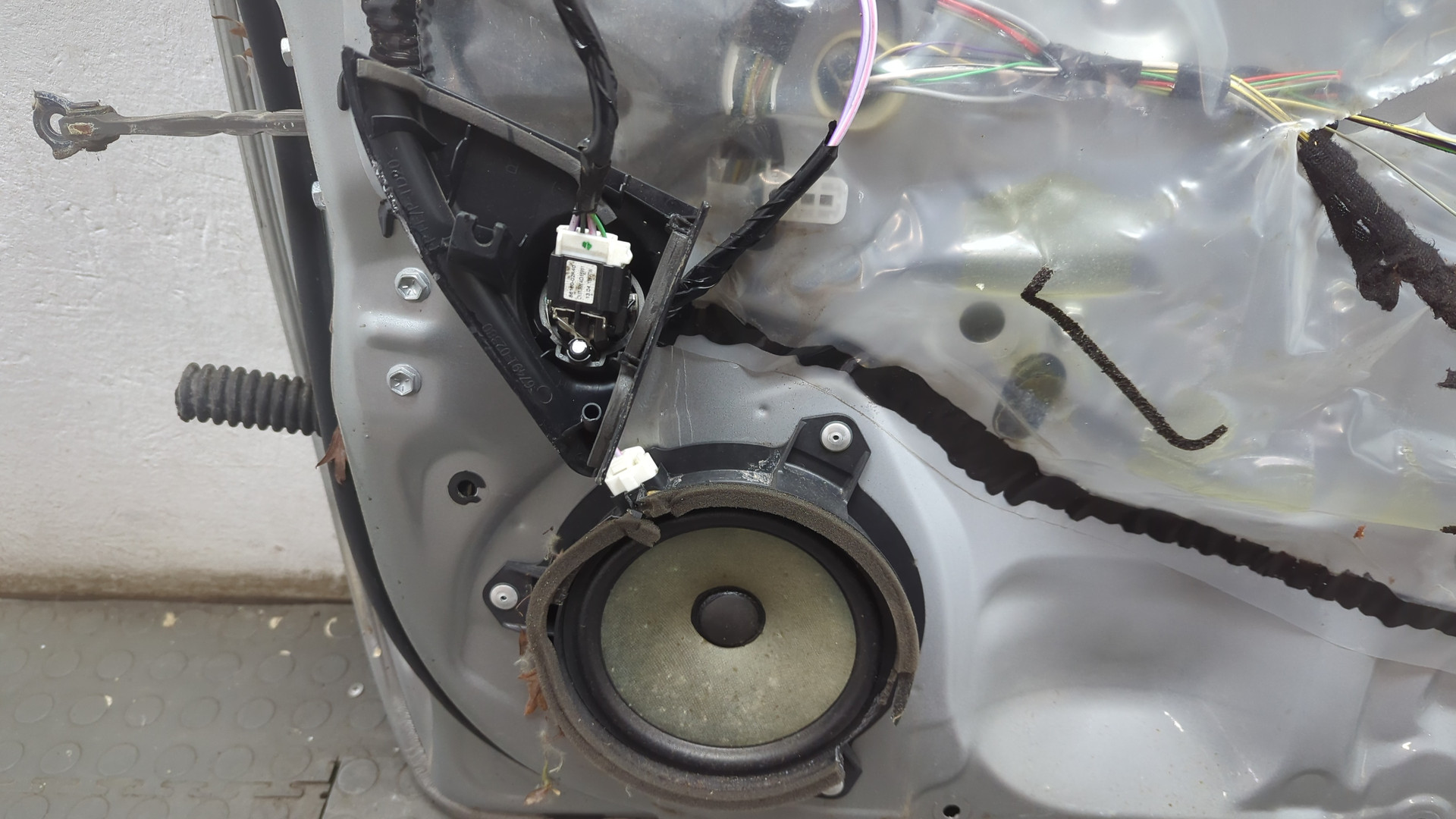 Дверь передняя правая