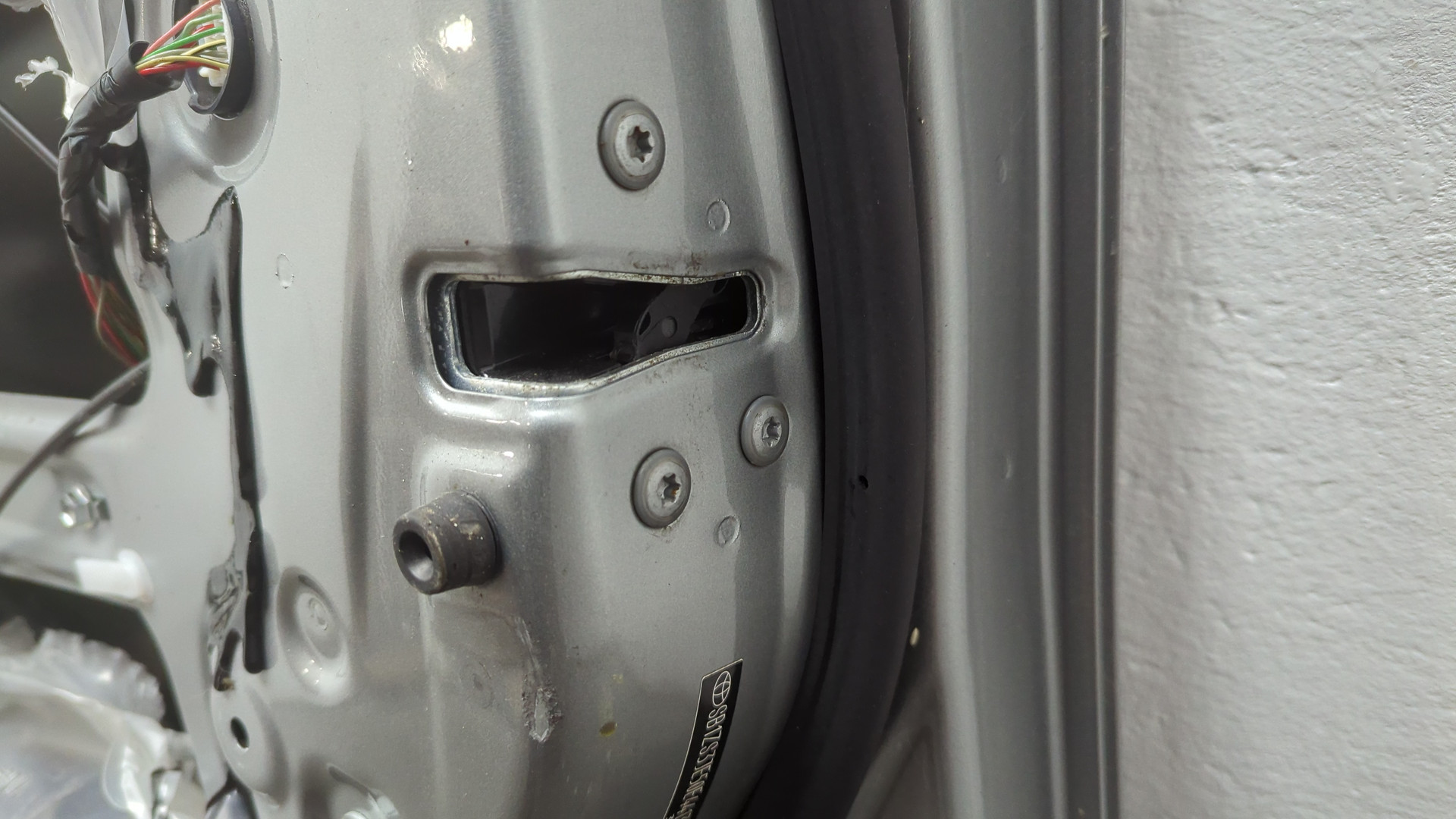 Дверь передняя правая