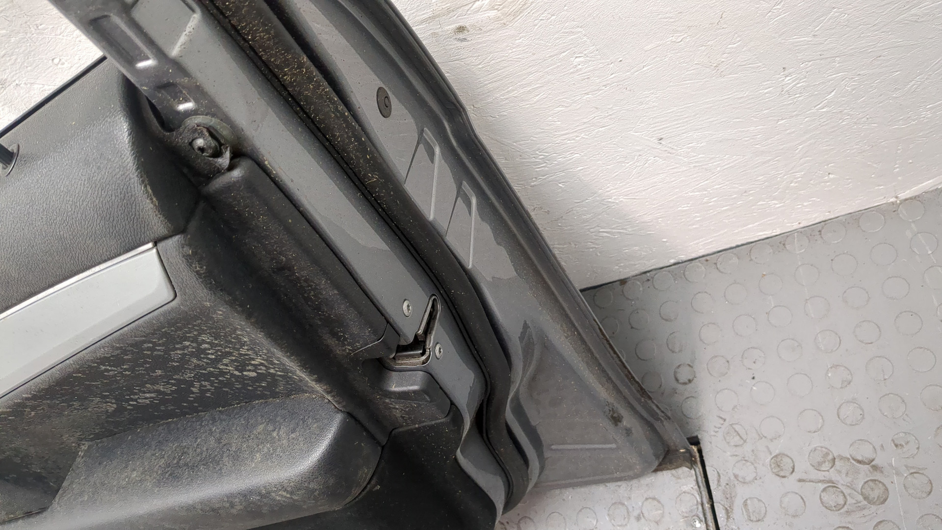 Дверь передняя правая